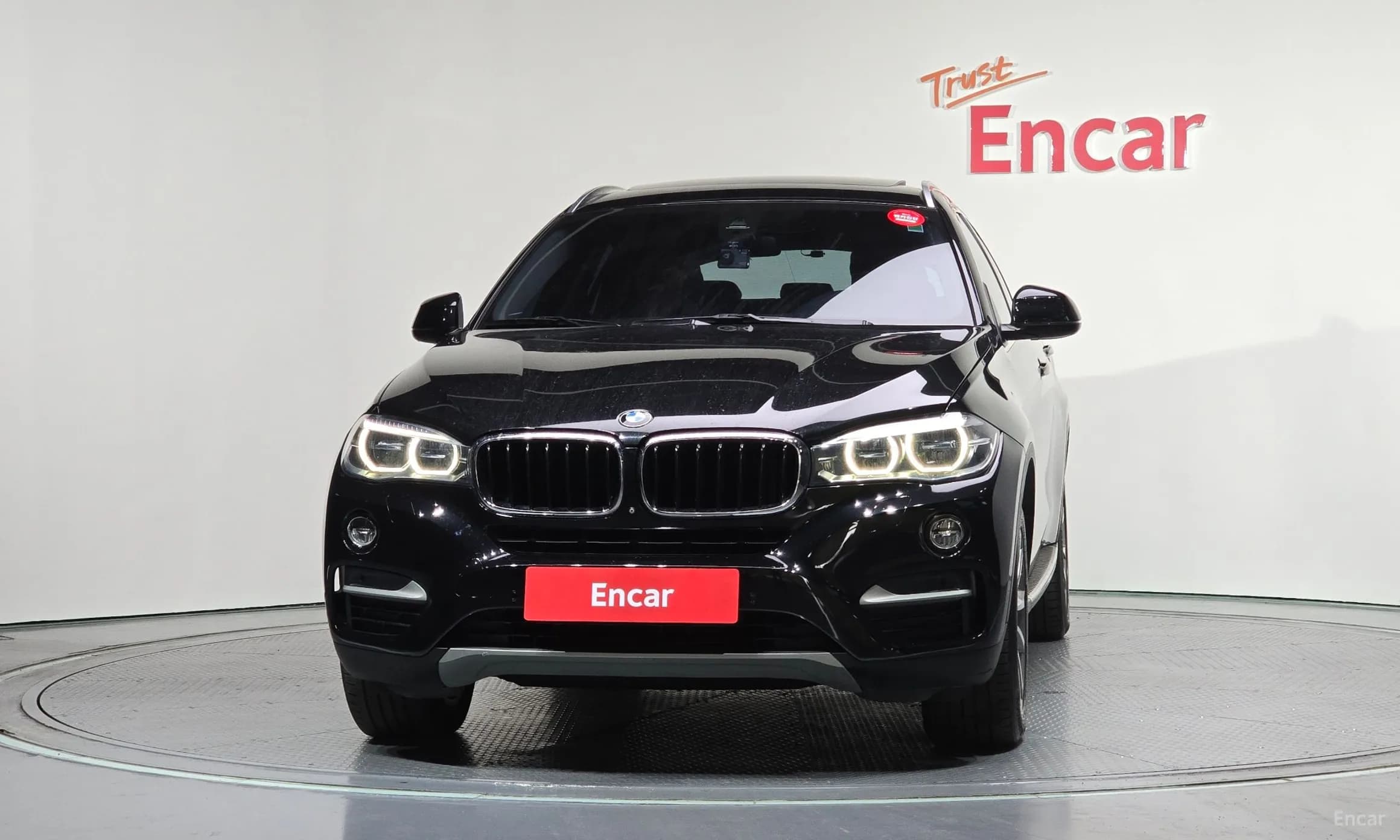X6 (F16)