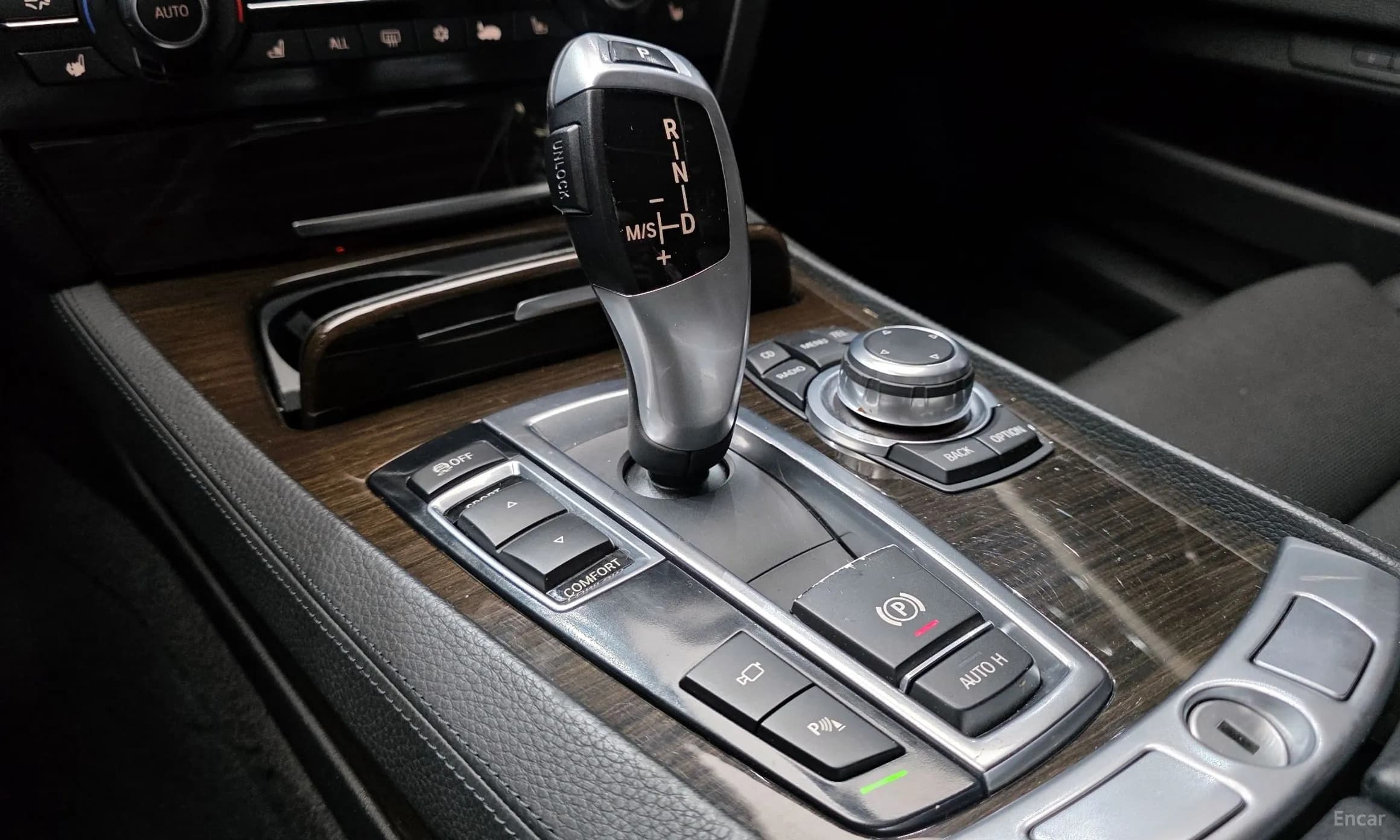 7 Series (F01)
