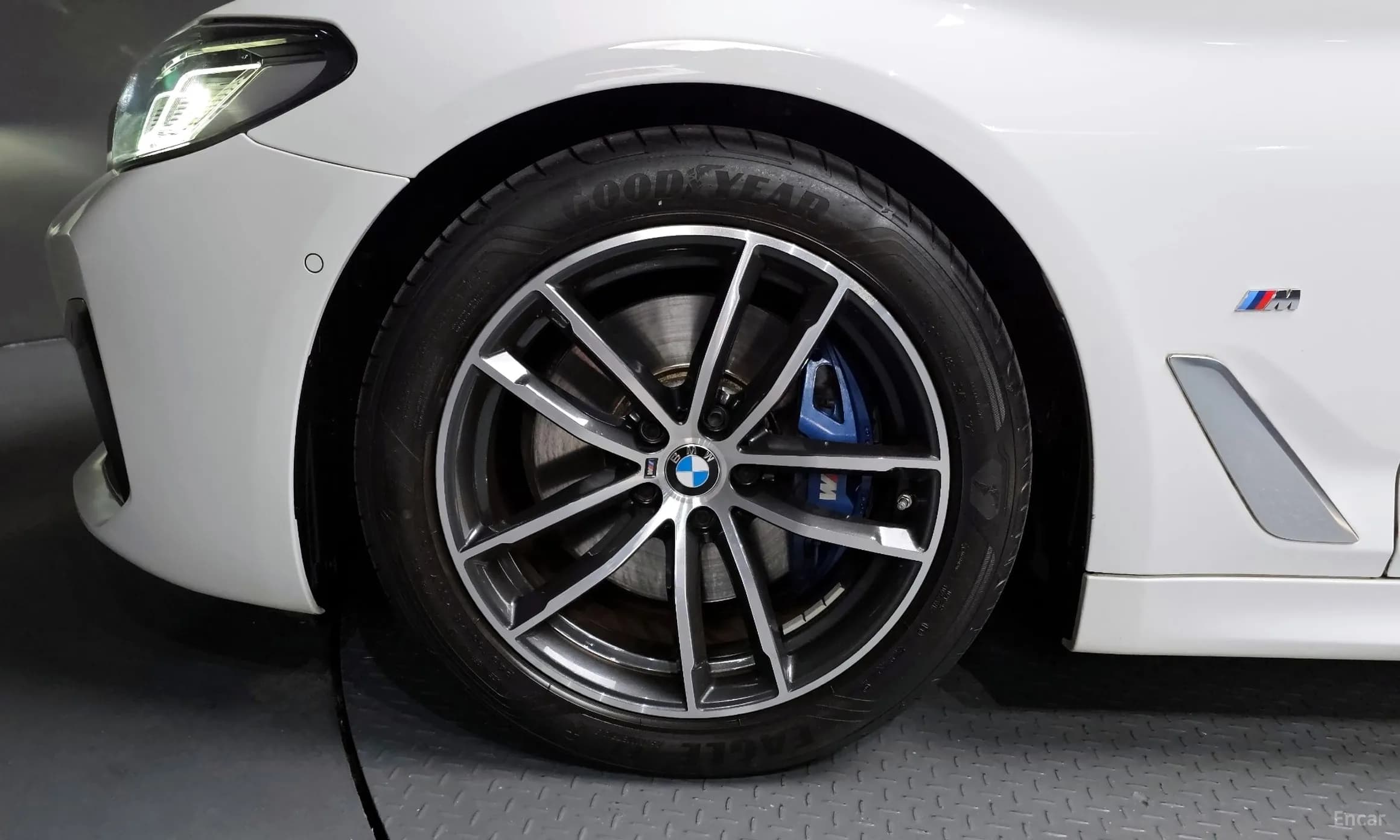 5 Series (G30)