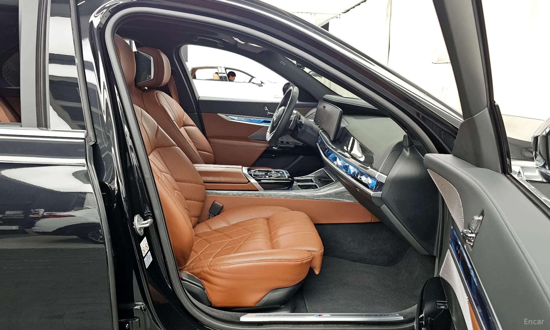 7 Series (G70)