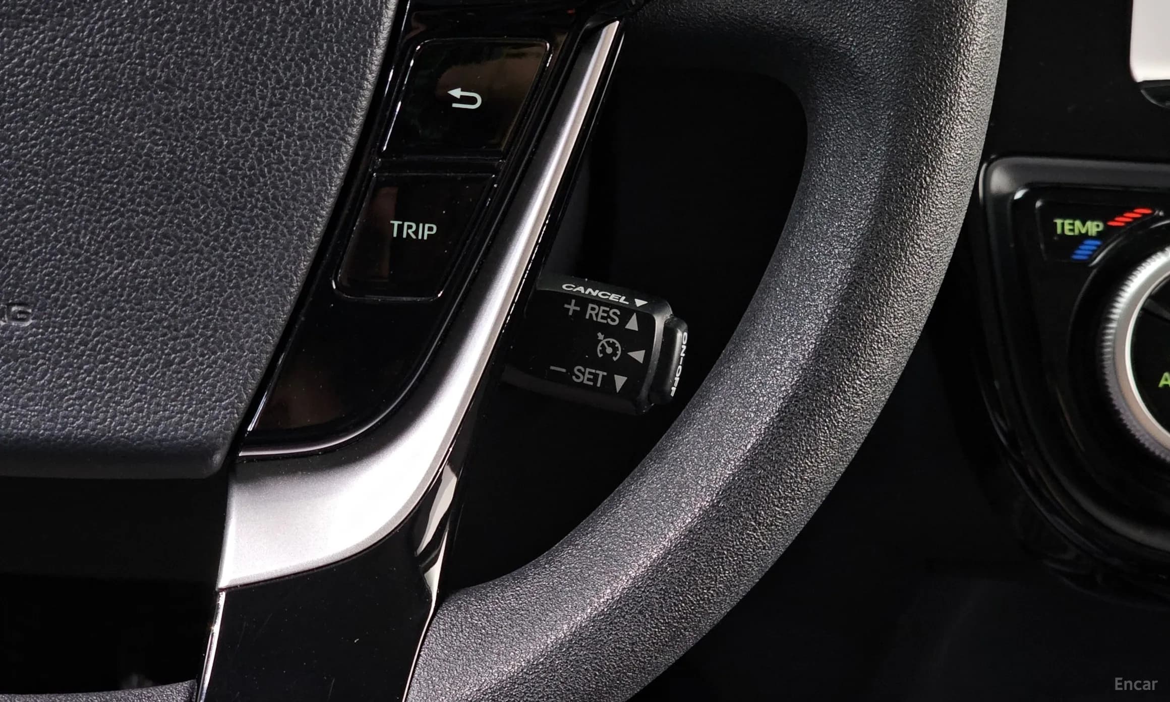 Prius C