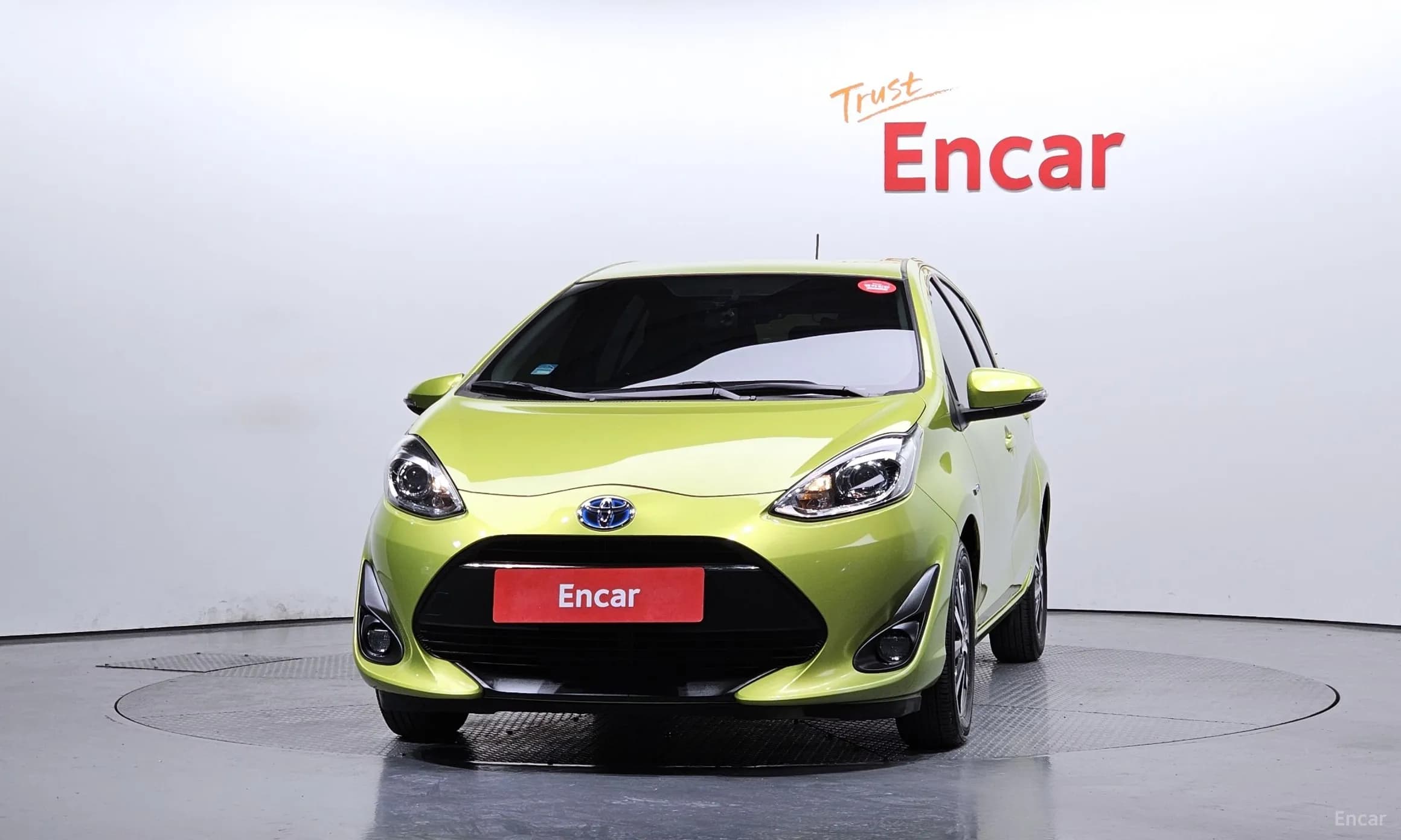Prius C
