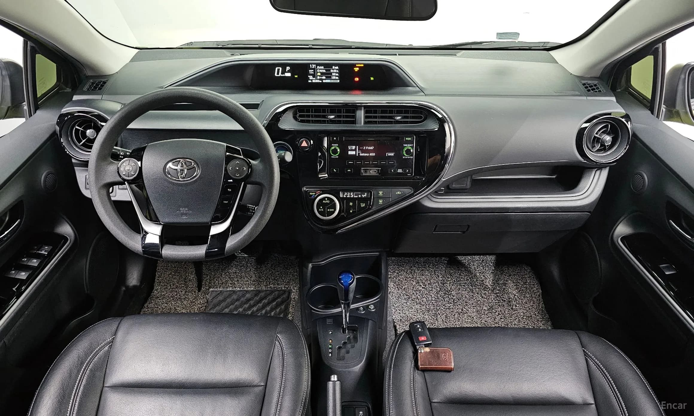 Prius C