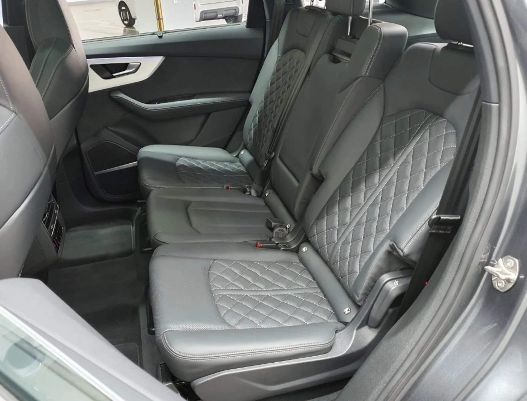 Q7 (4M)