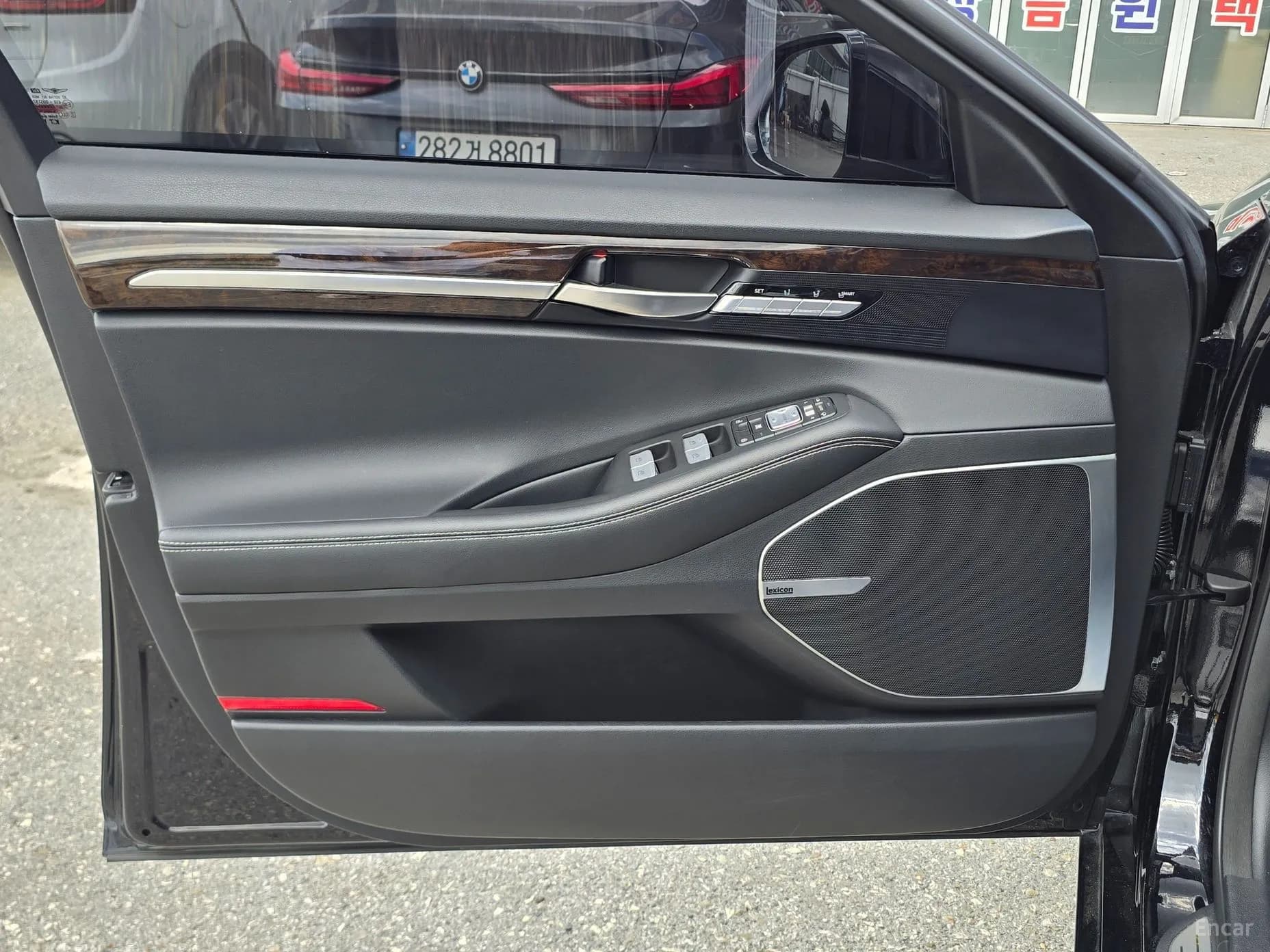 G90