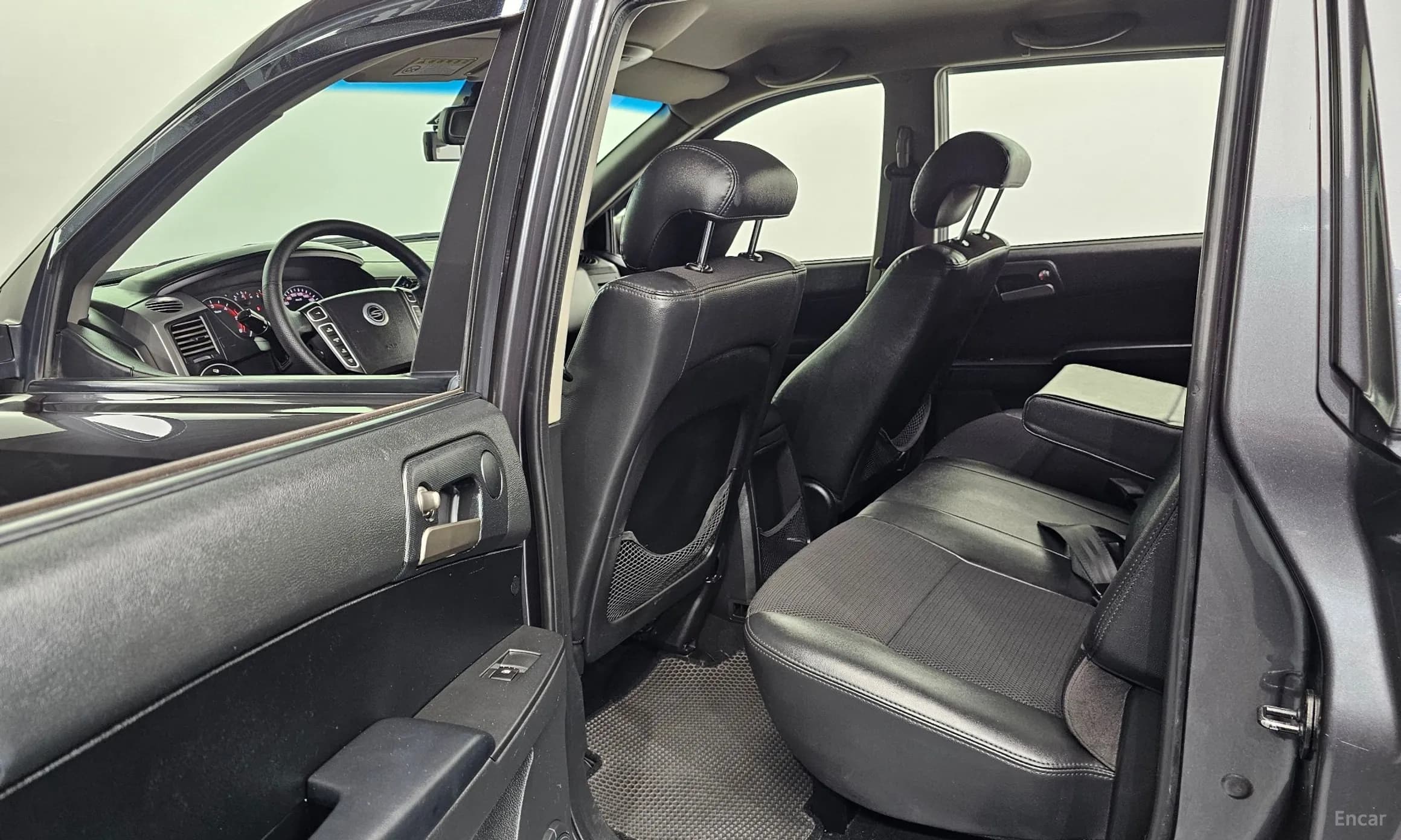 Korando Sports