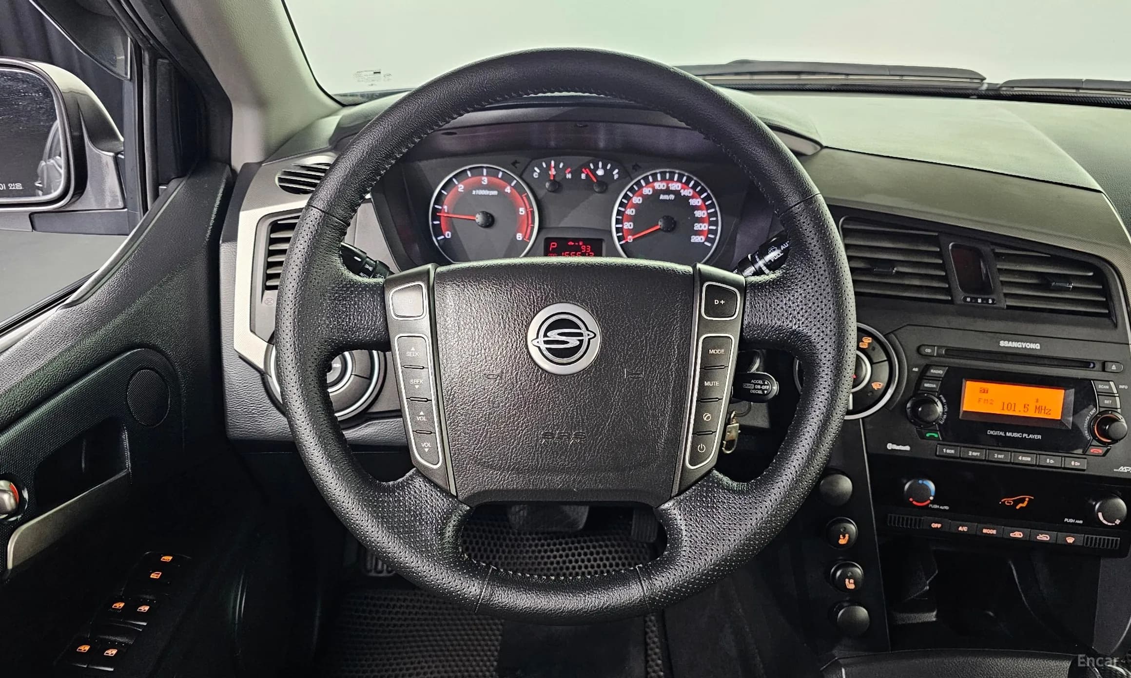 Korando Sports