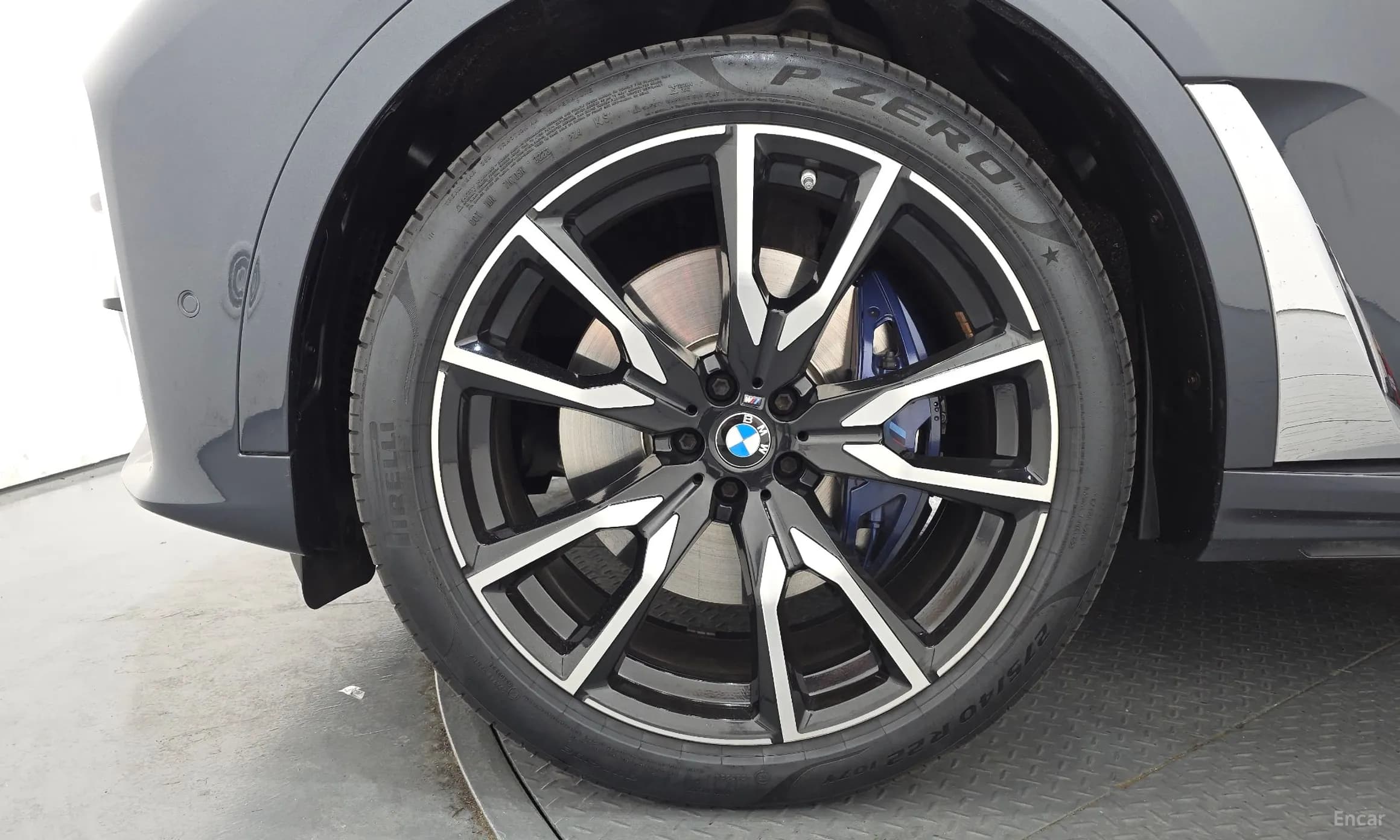X7 (G07)