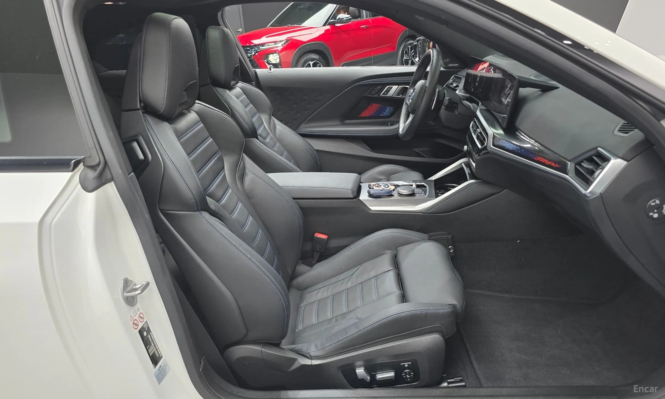 2 Series (G42)