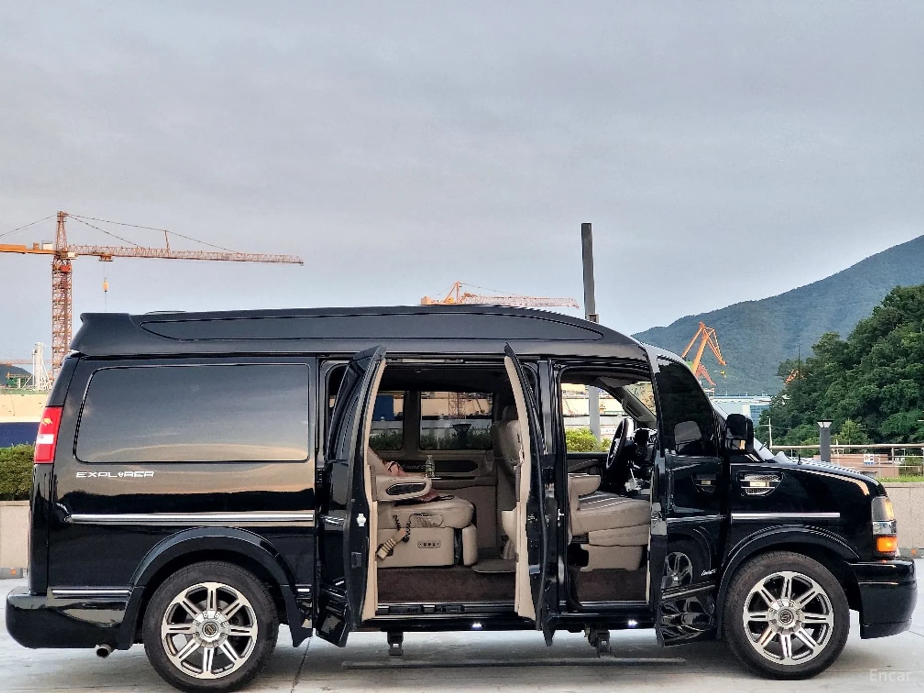 Express Van