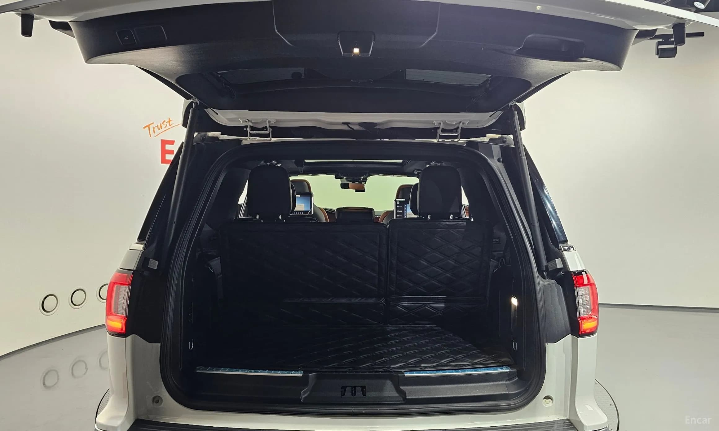 Navigator 4th generation