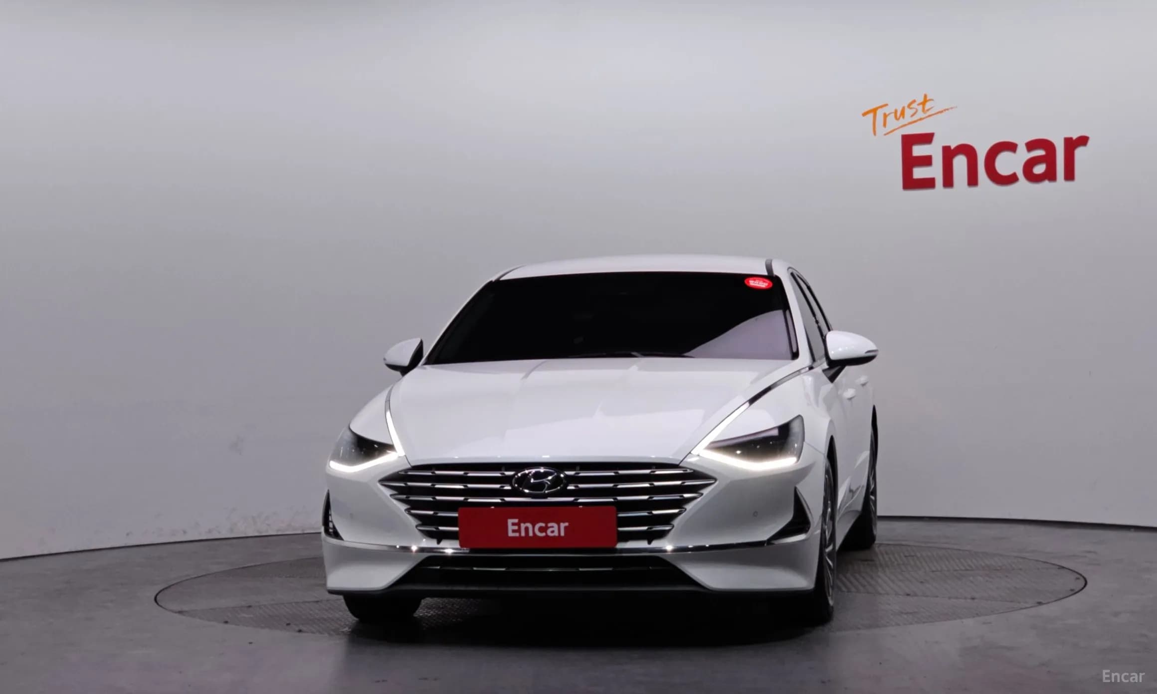 Sonata Hybrid (DN8)