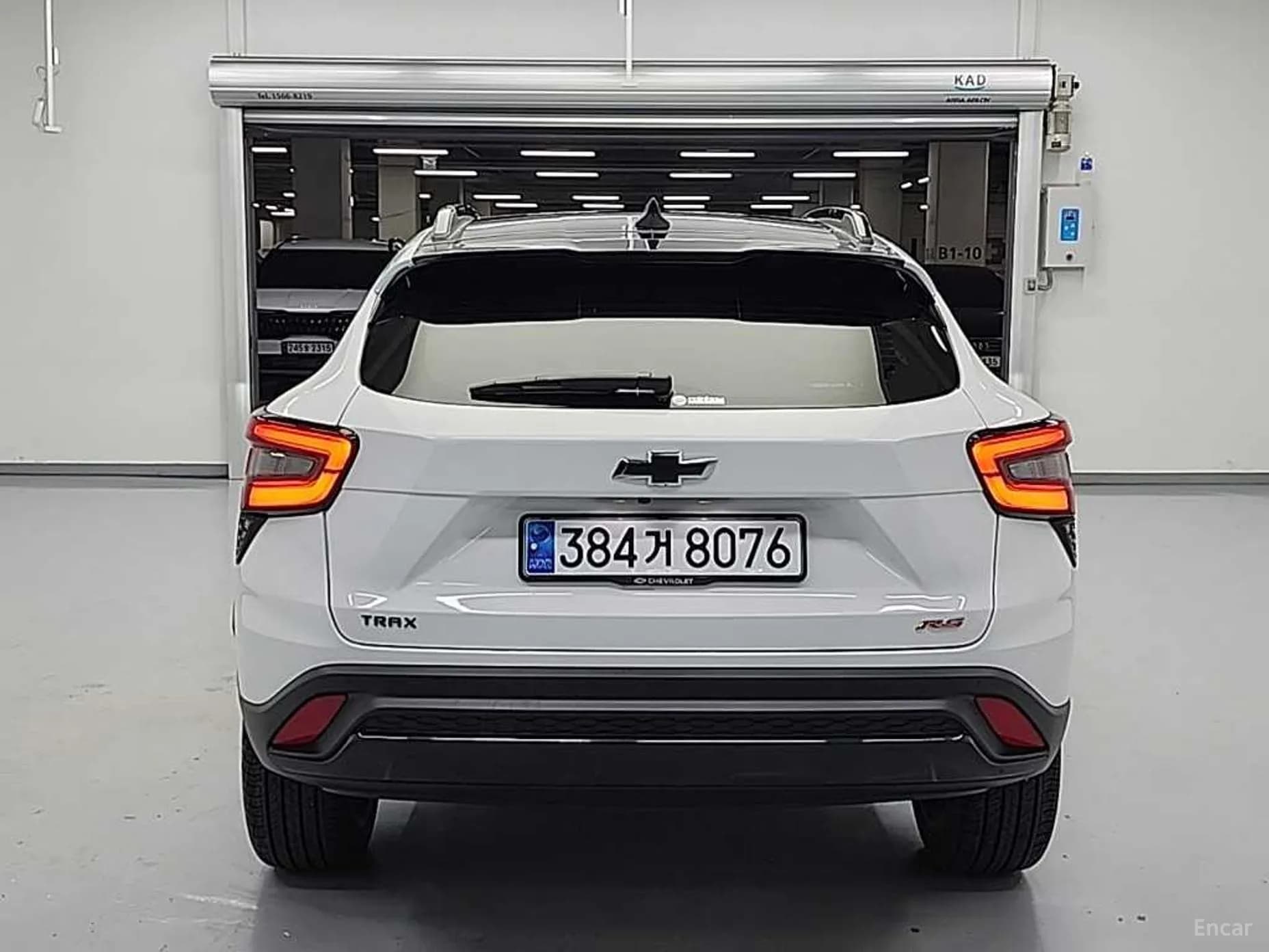 Trax Crossover