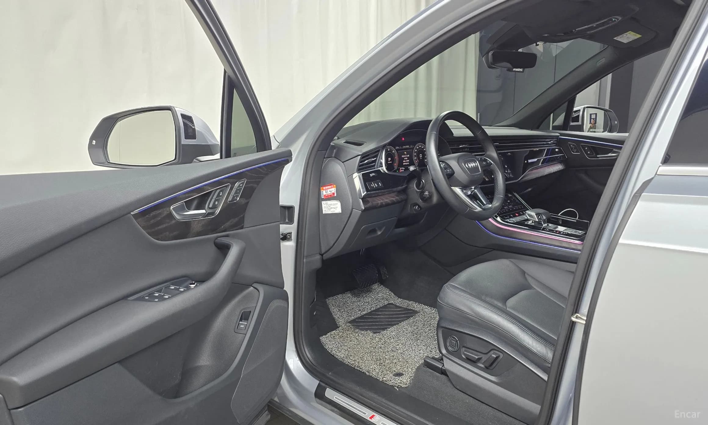 Q7 (4M)