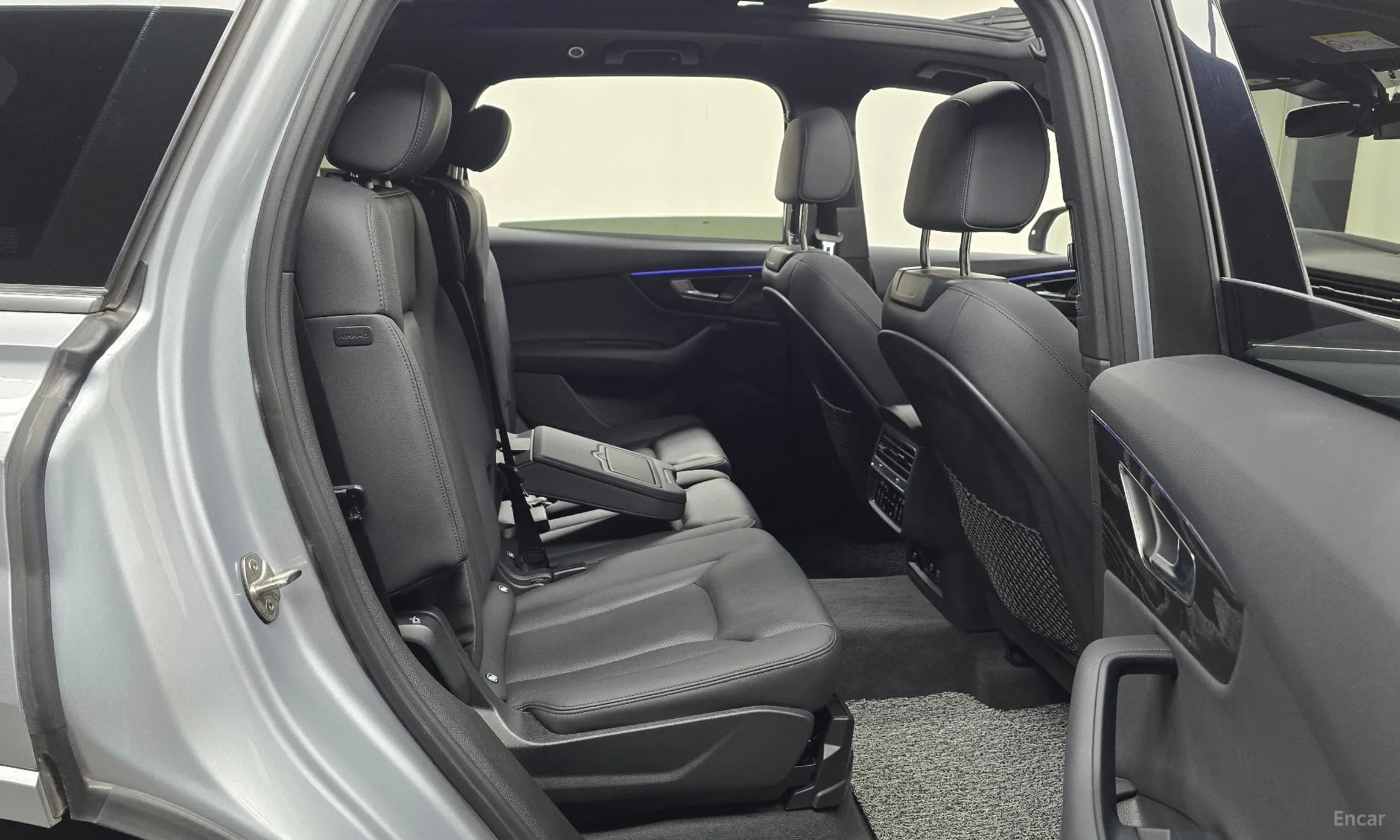 Q7 (4M)