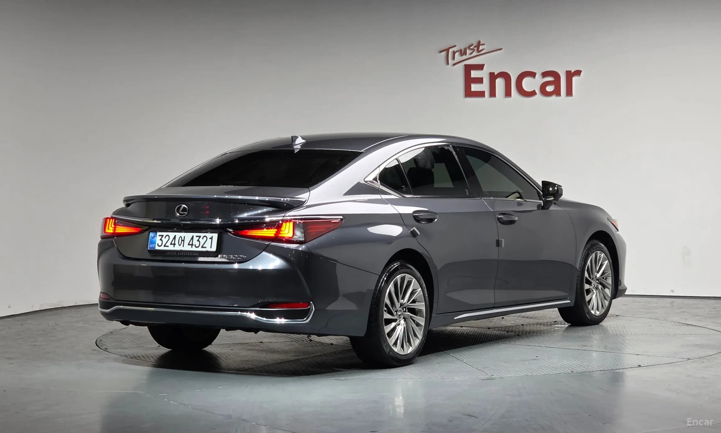 ES300h 7th Generation