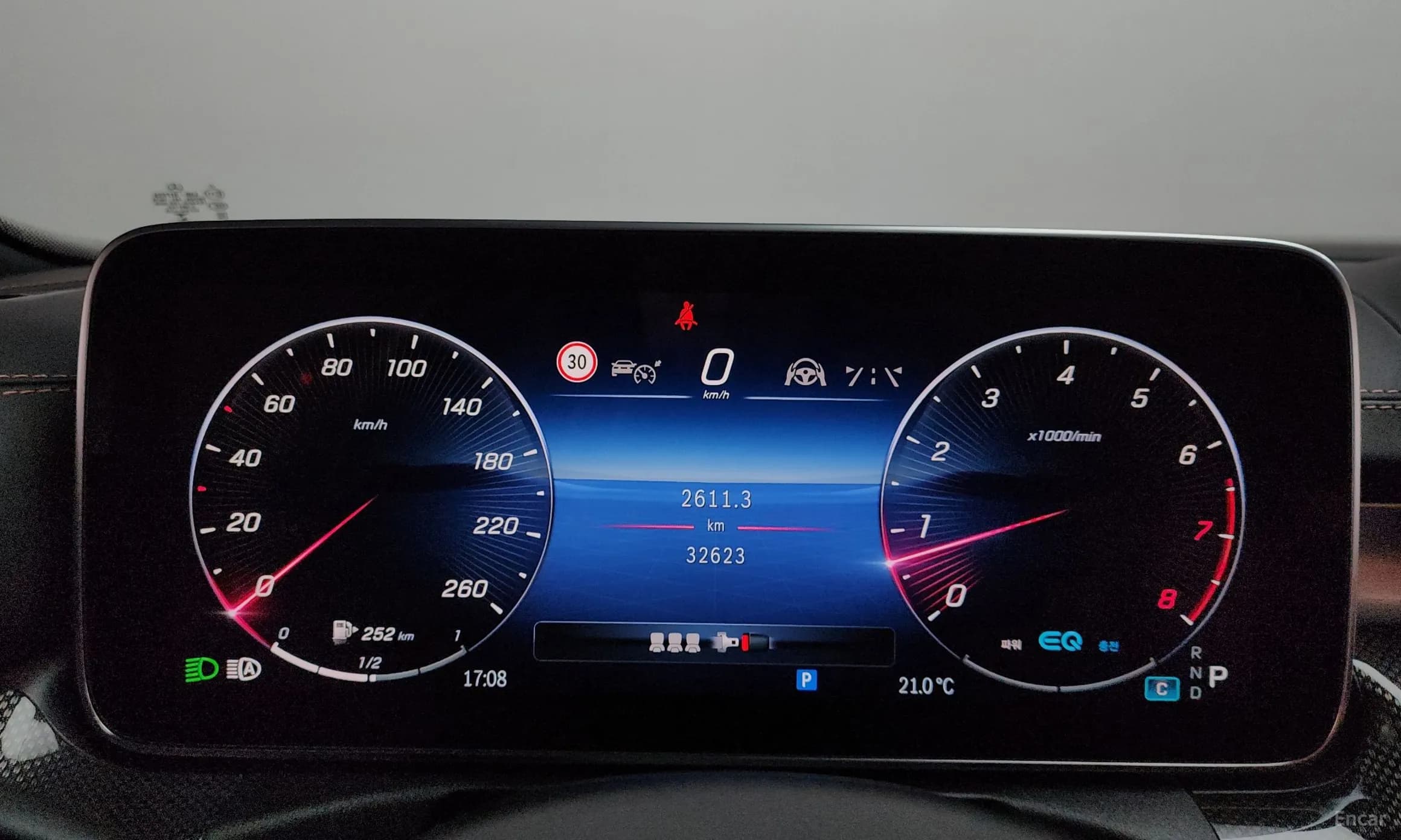 C-Class W206