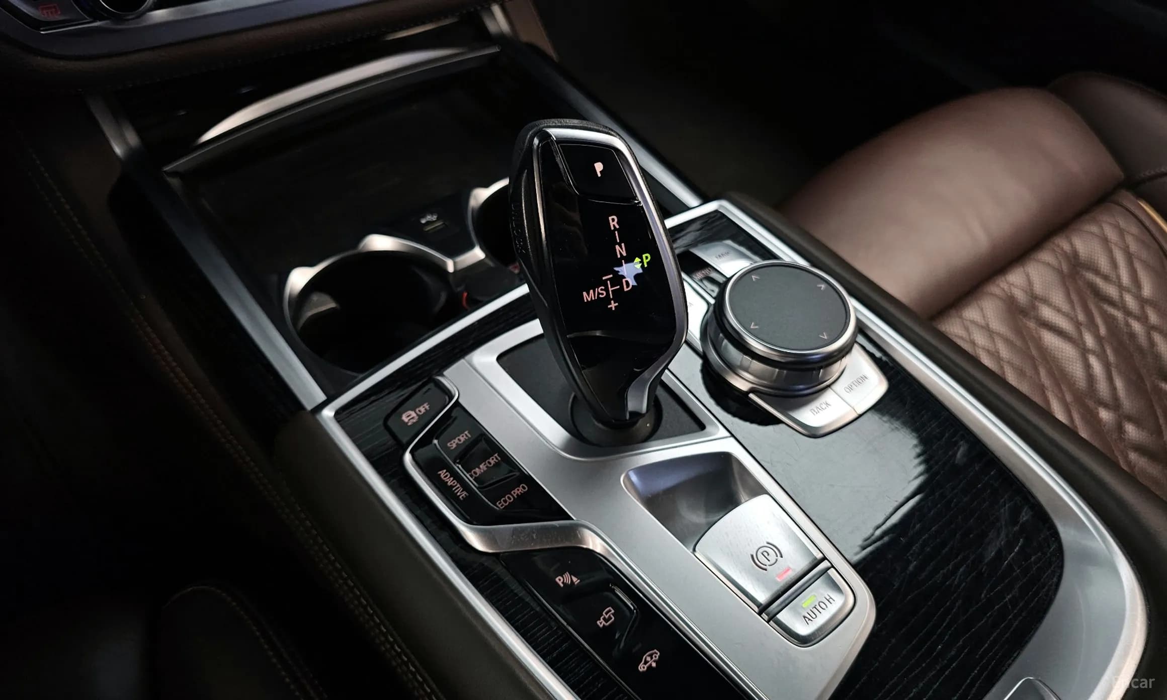 7 Series (G11)