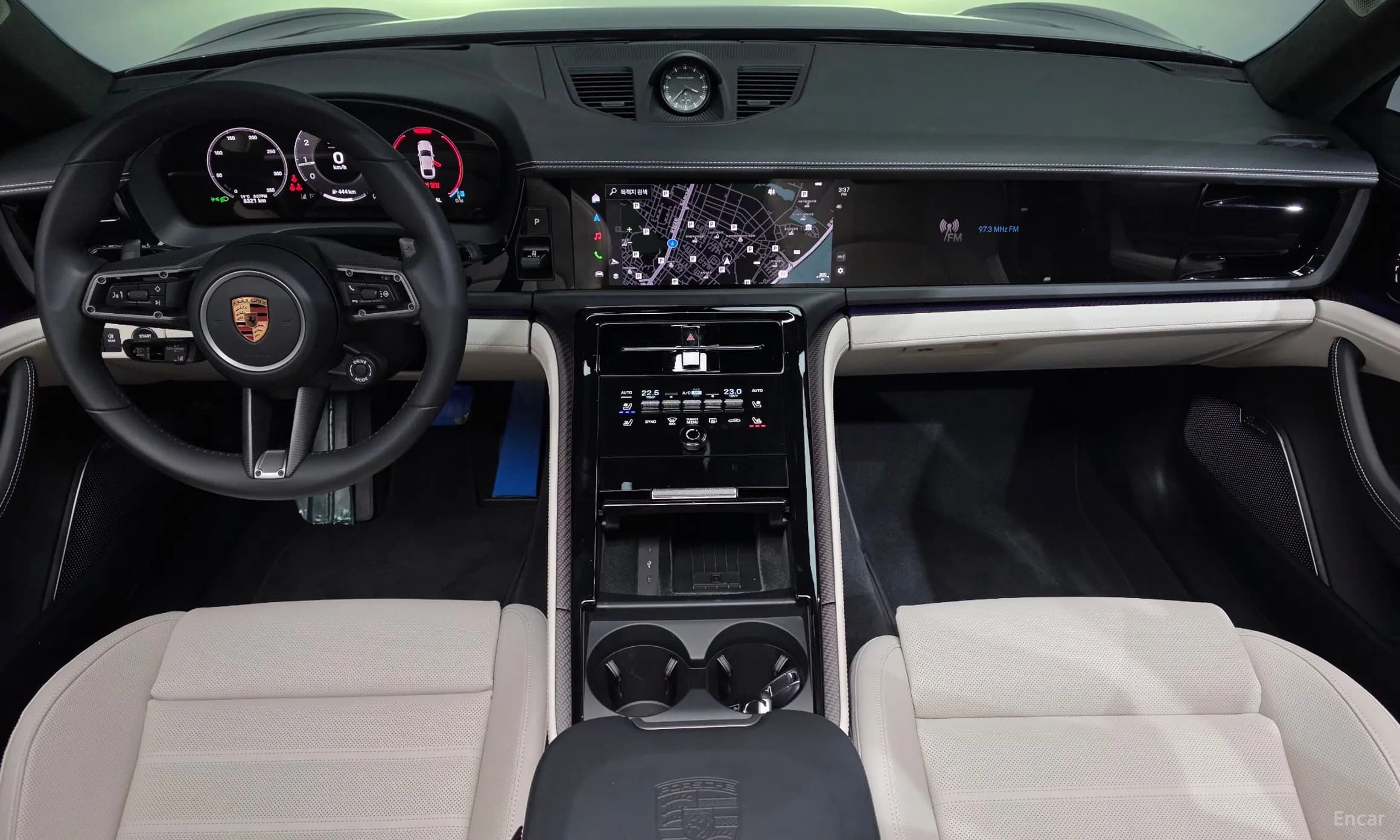 Panamera (976)