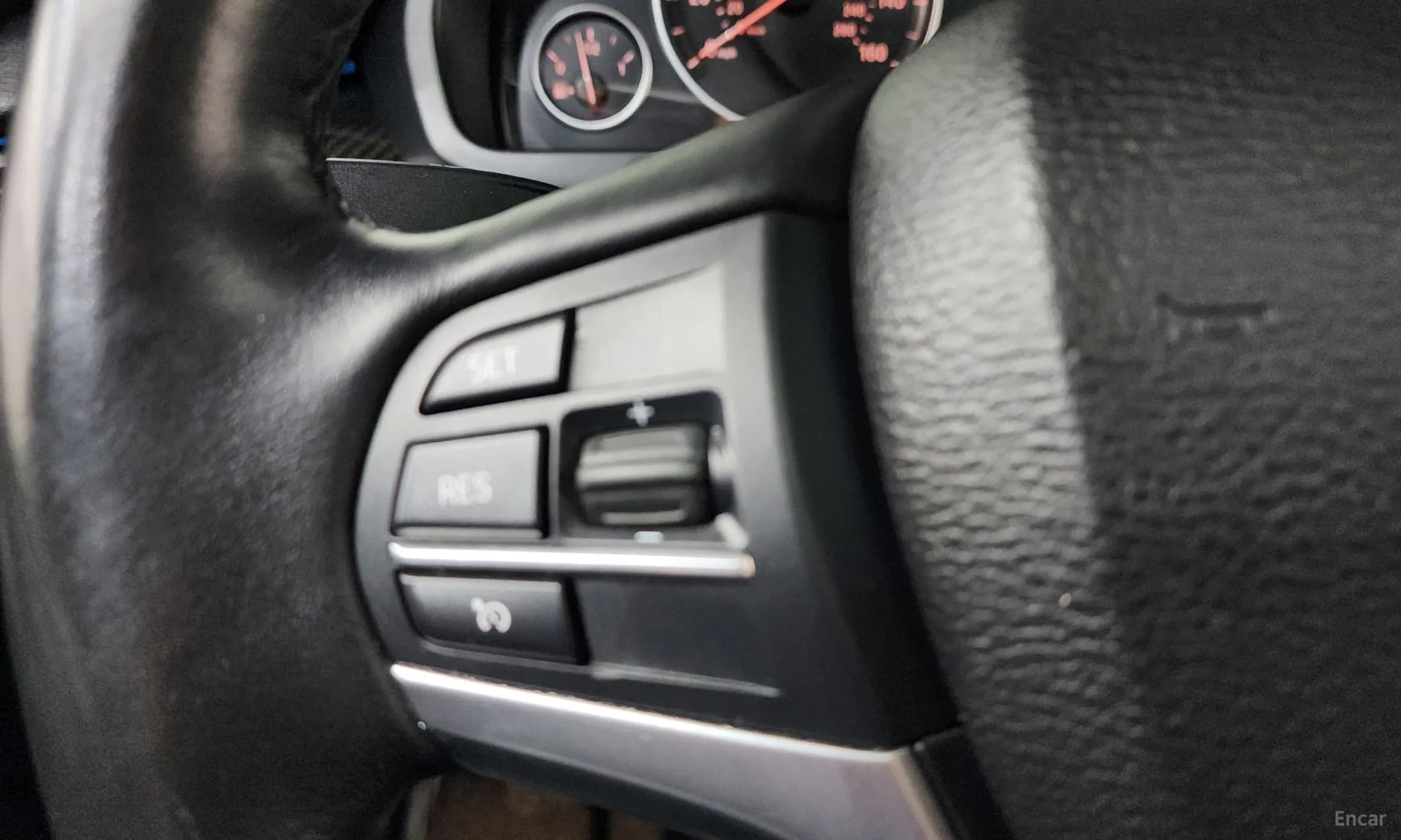X5 (F15)