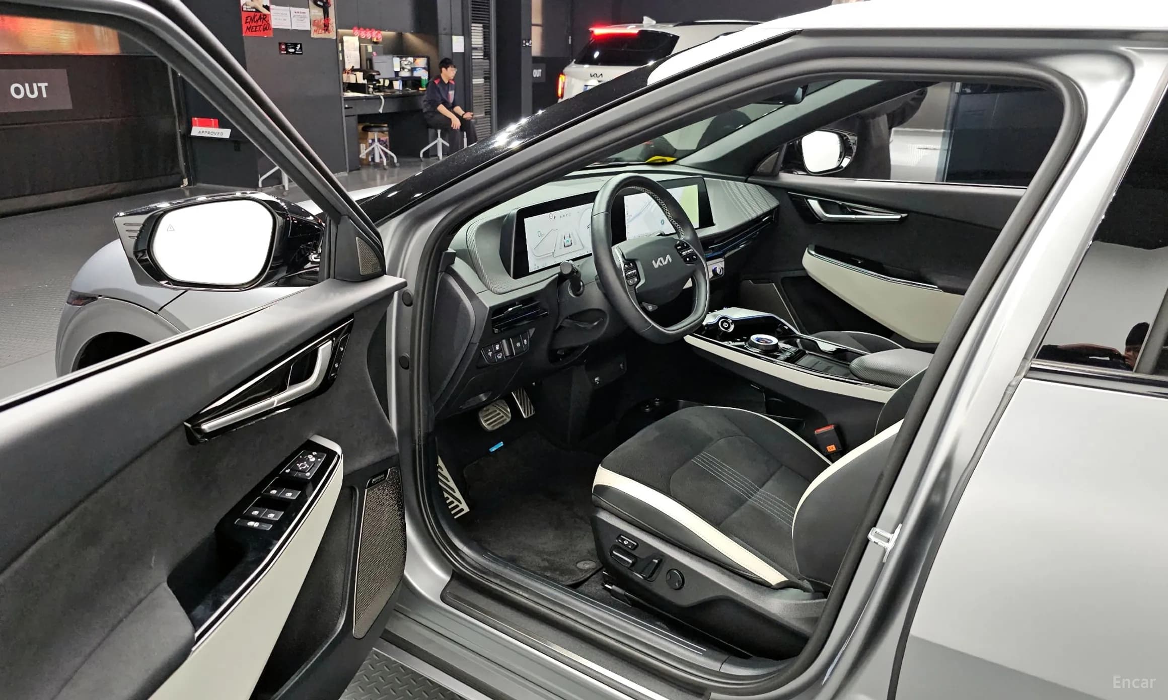 EV6