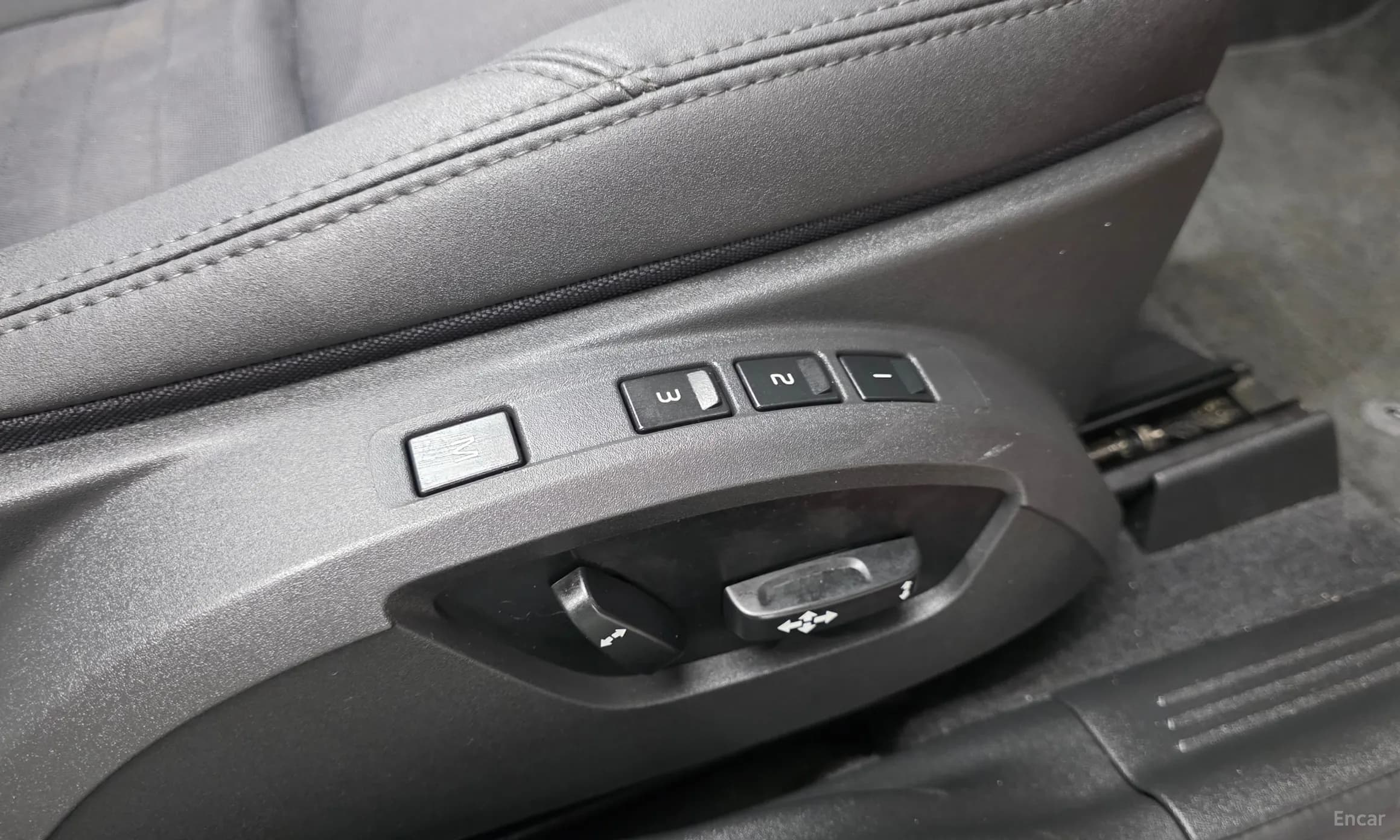 C30.