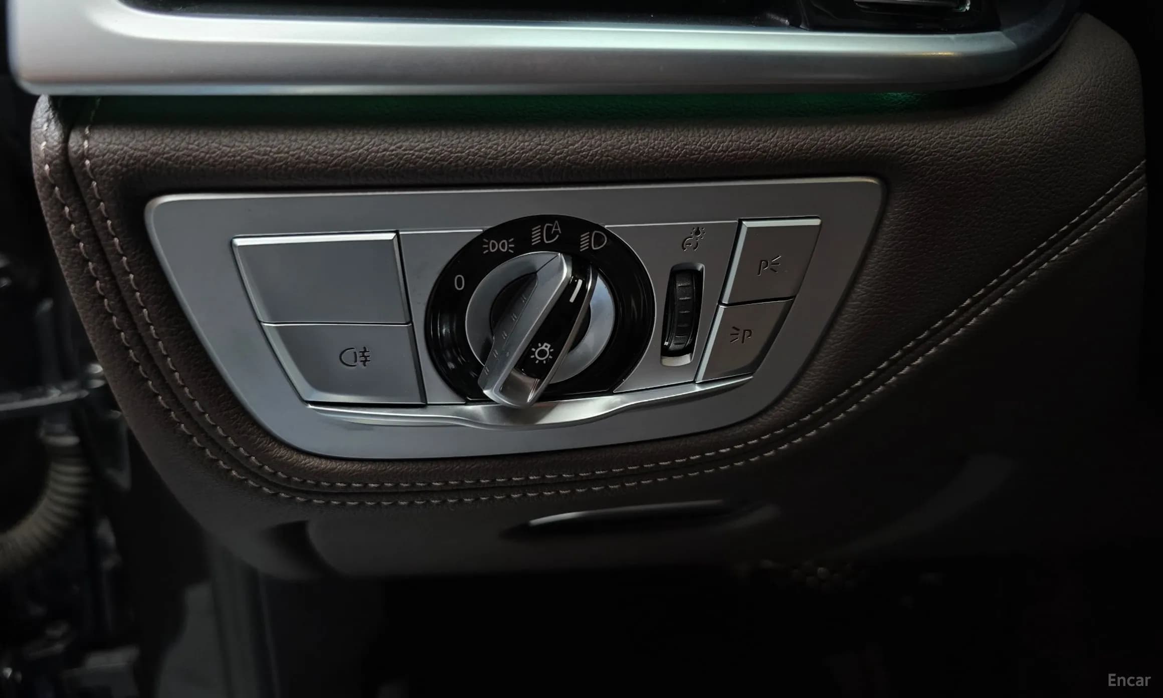 7 Series (G11)