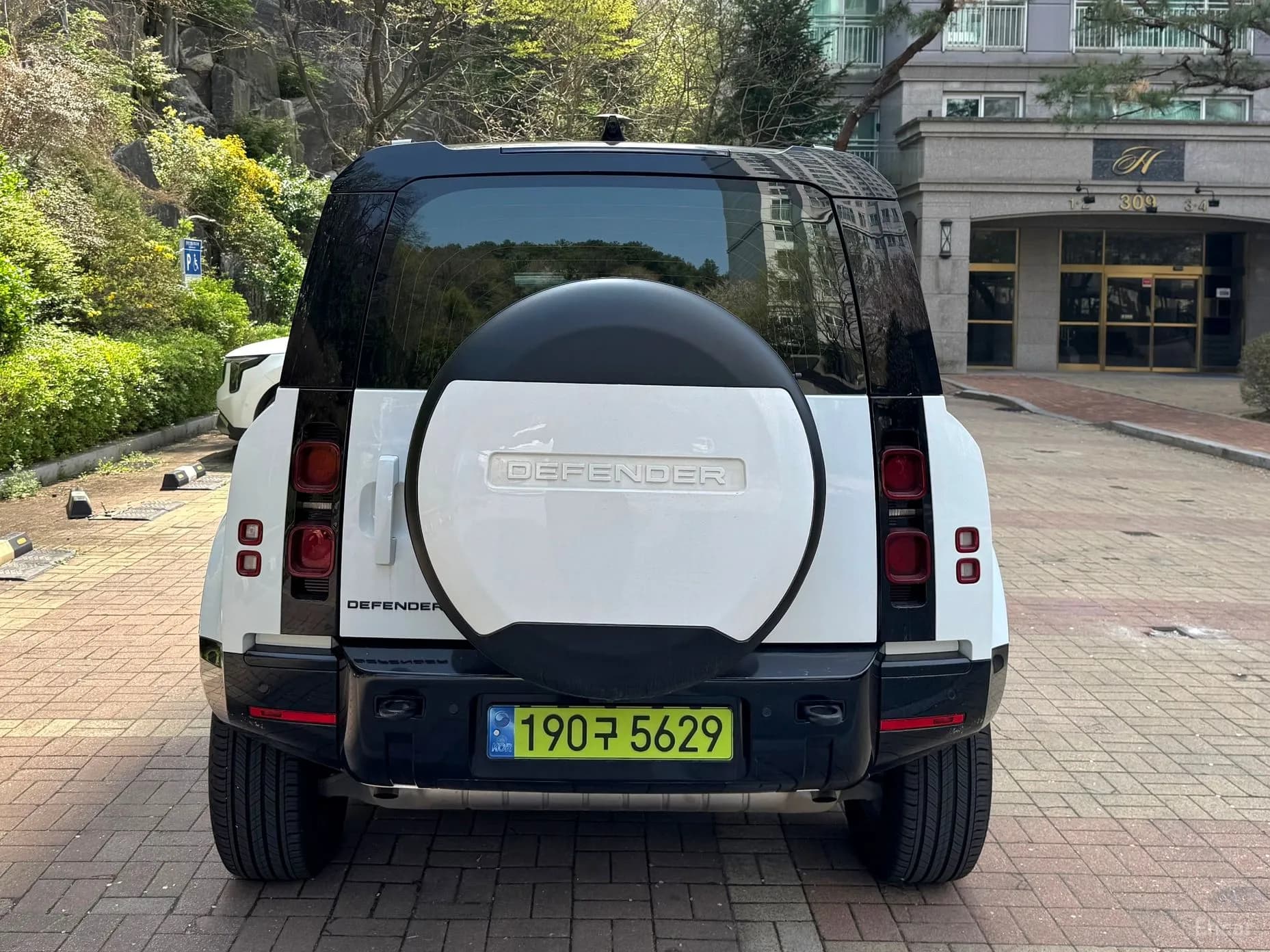 Defender (L663)