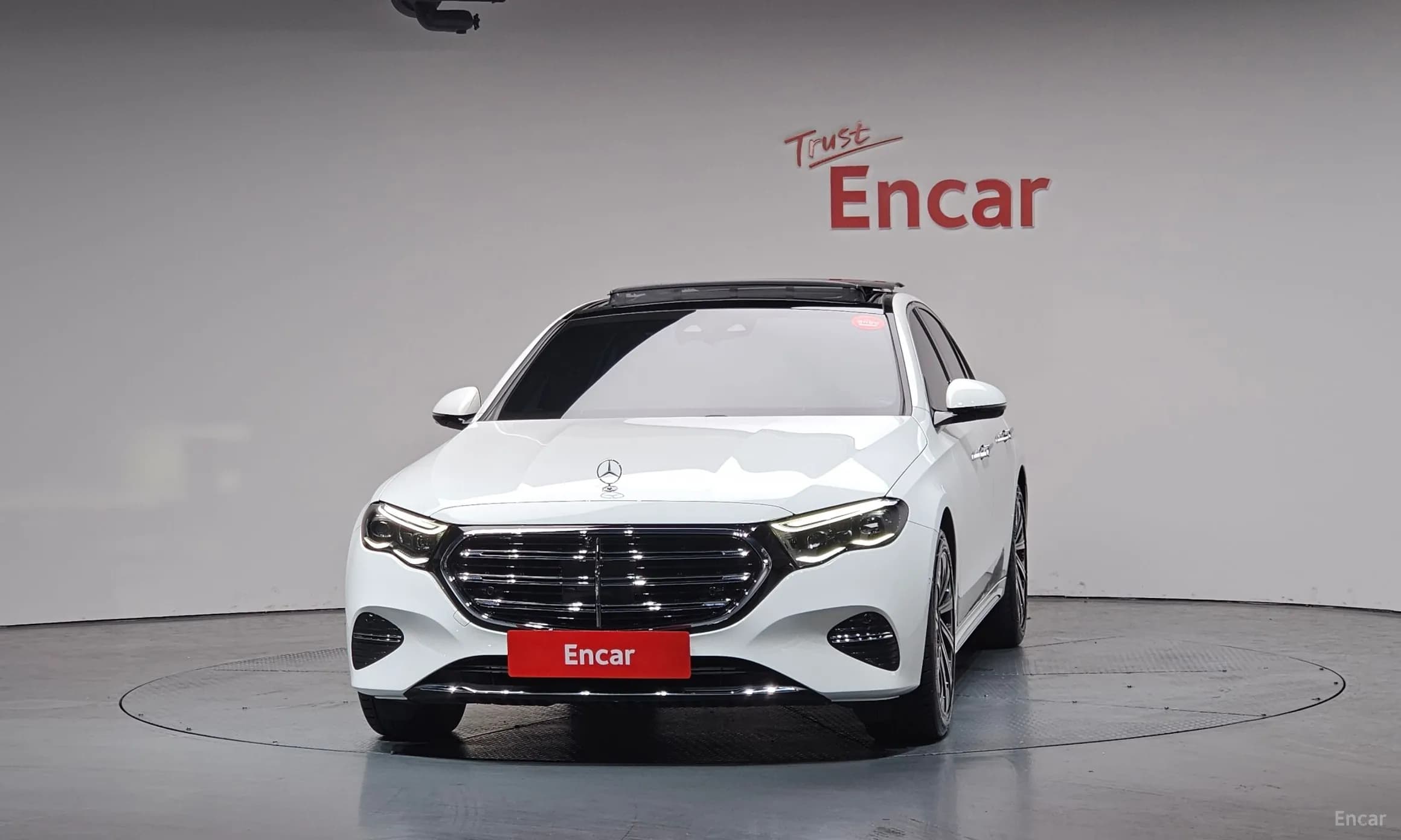 E-Class W214
