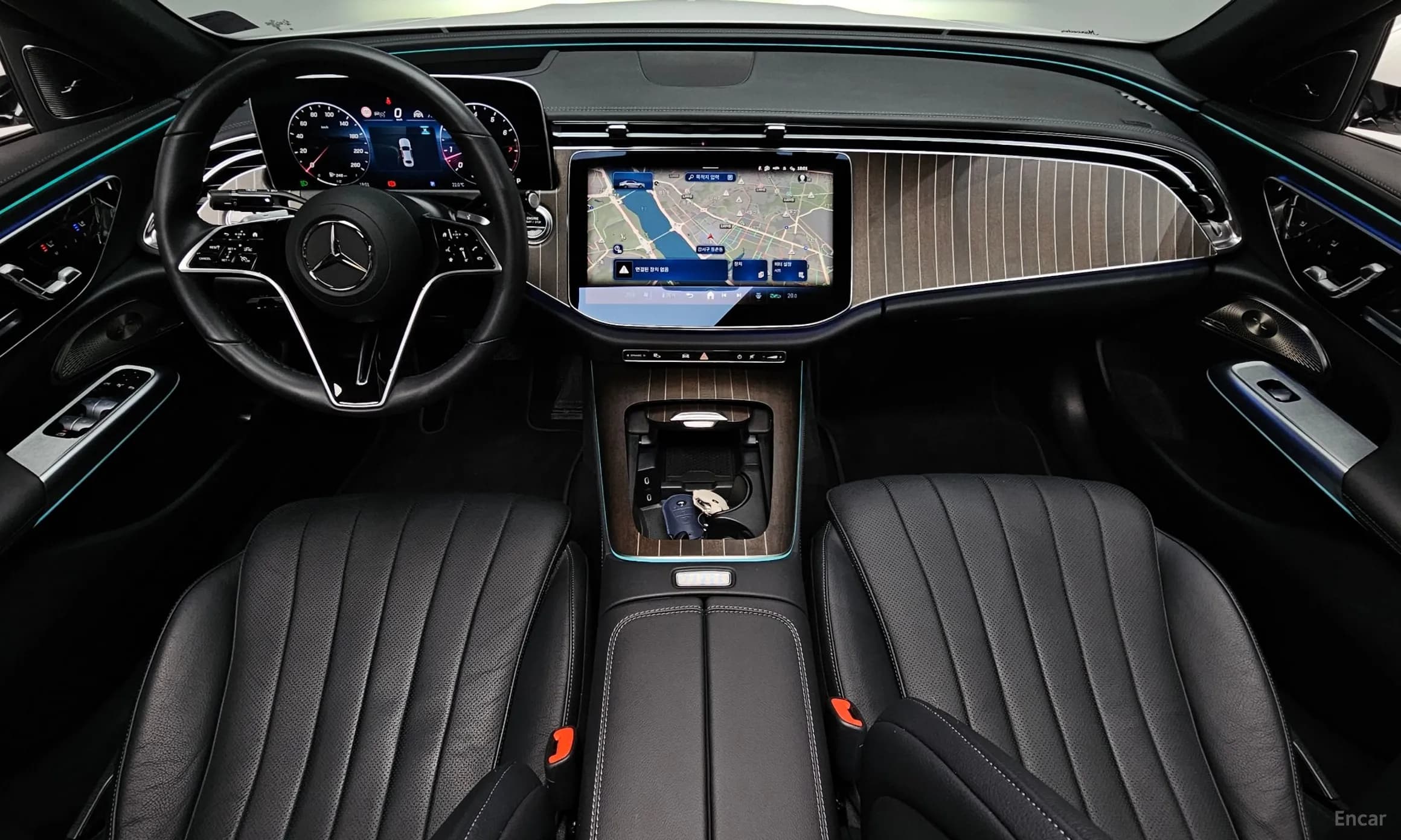 E-Class W214