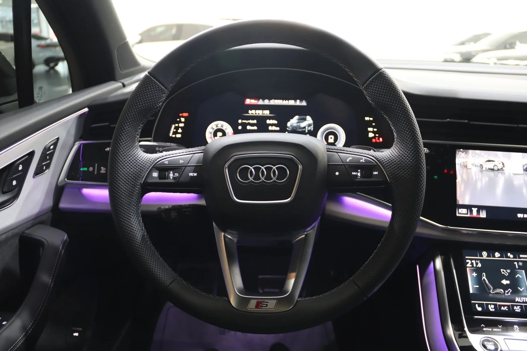 Q7 (4M)