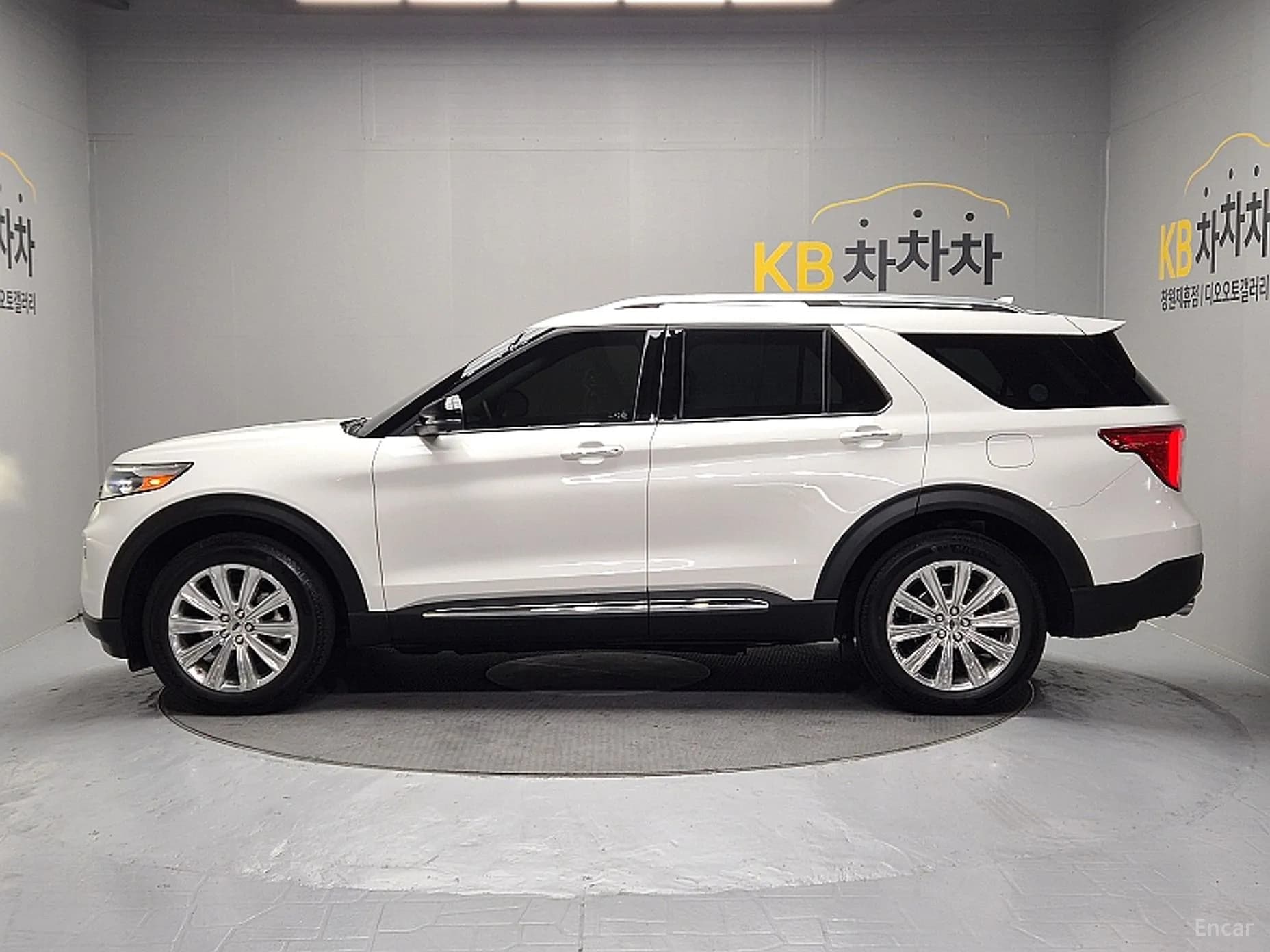 Explorer 6th Generation