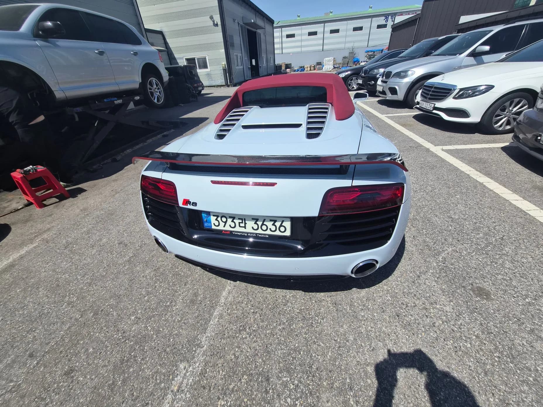 R8