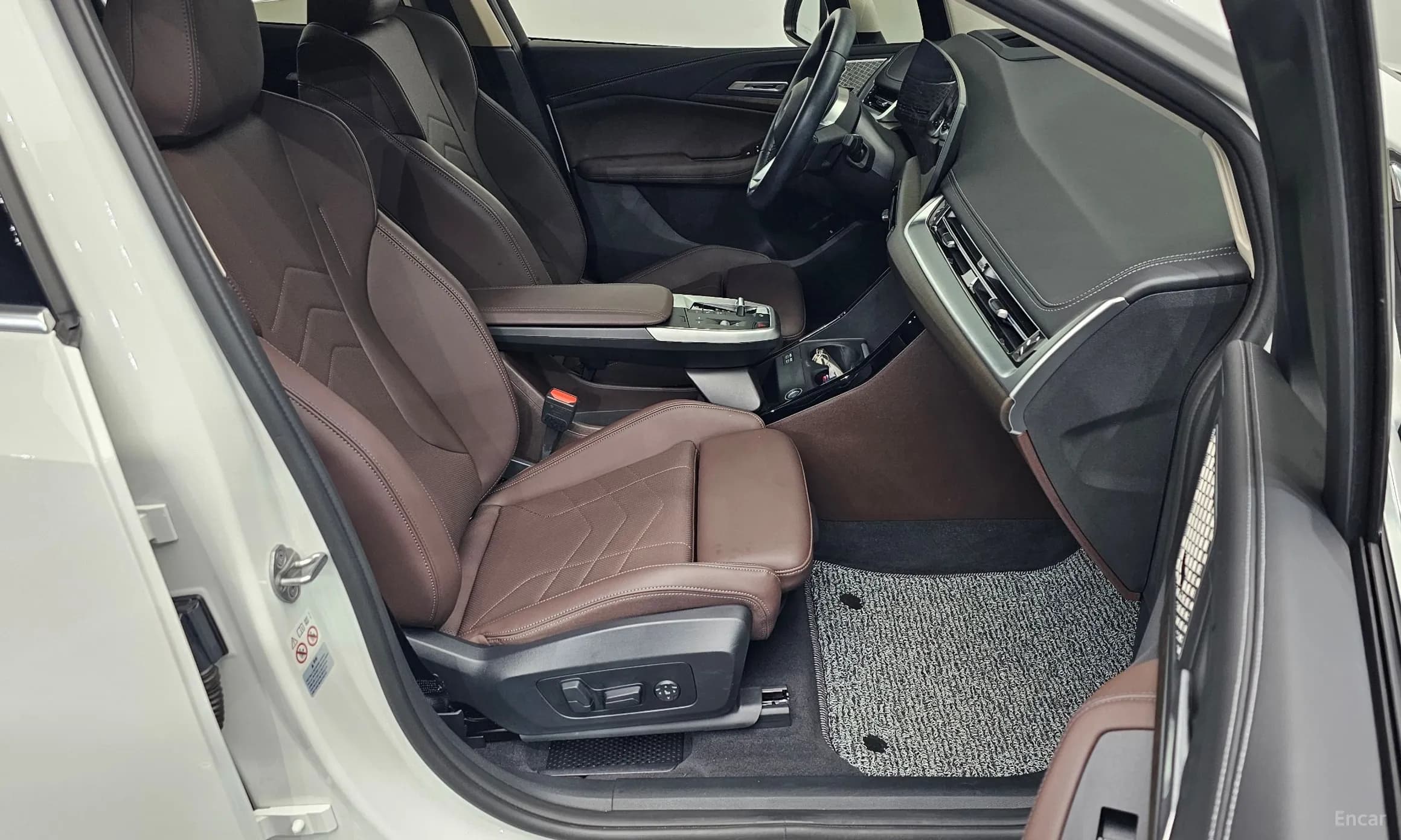 2 Series Active Tourer (U06)