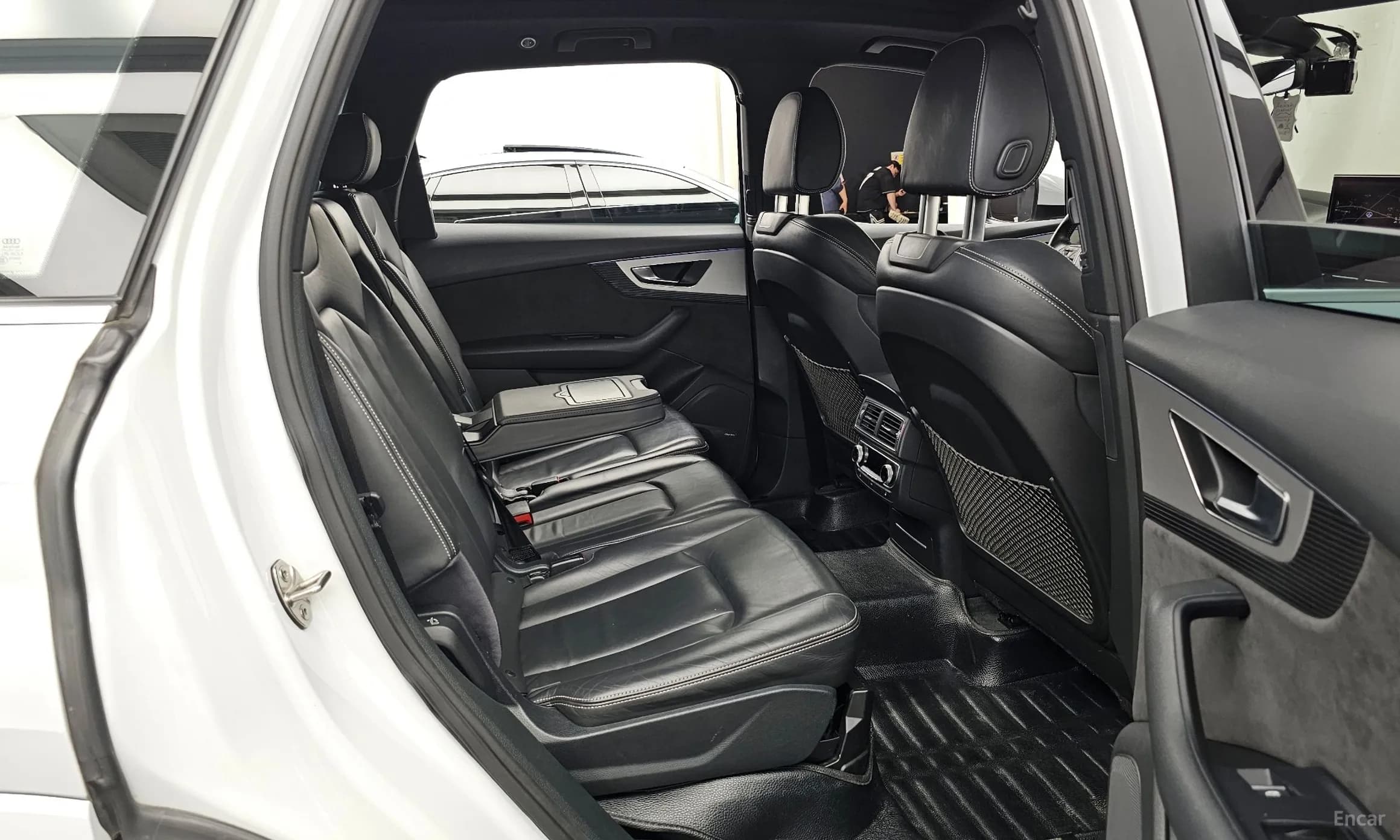 Q7 (4M)