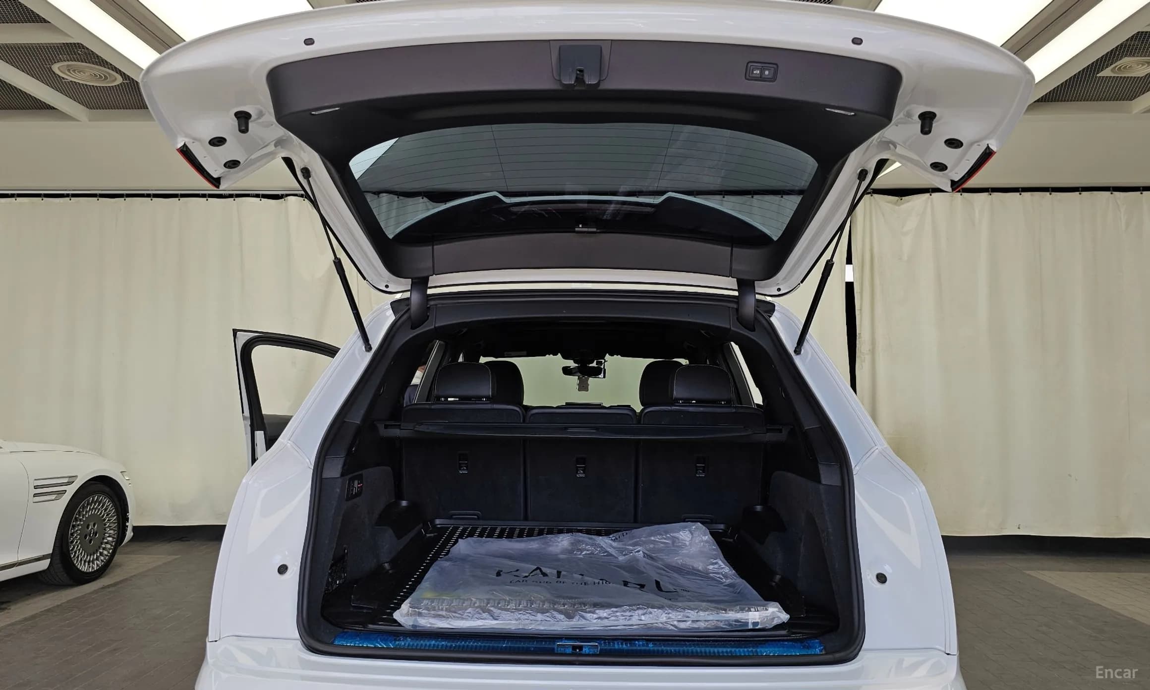 Q7 (4M)