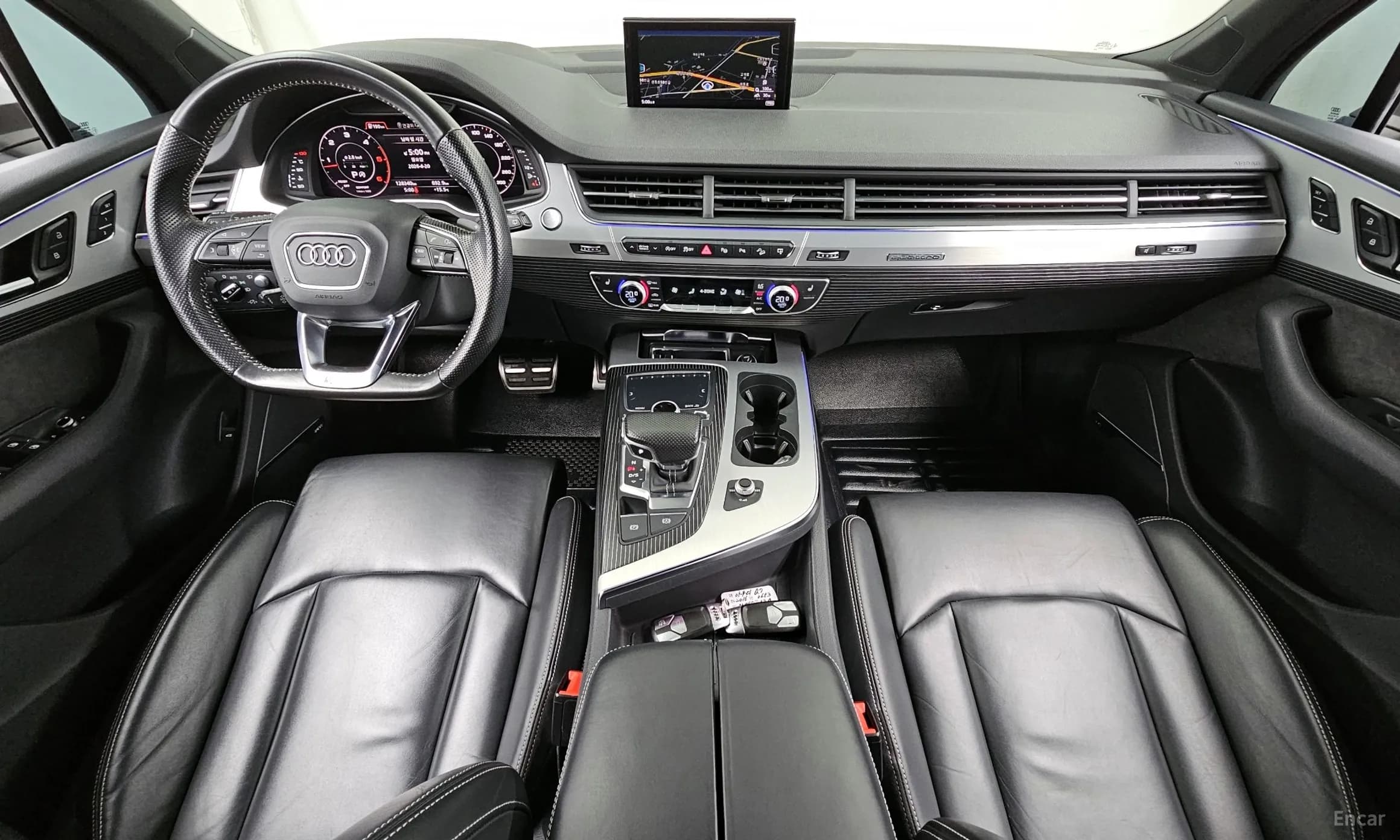 Q7 (4M)
