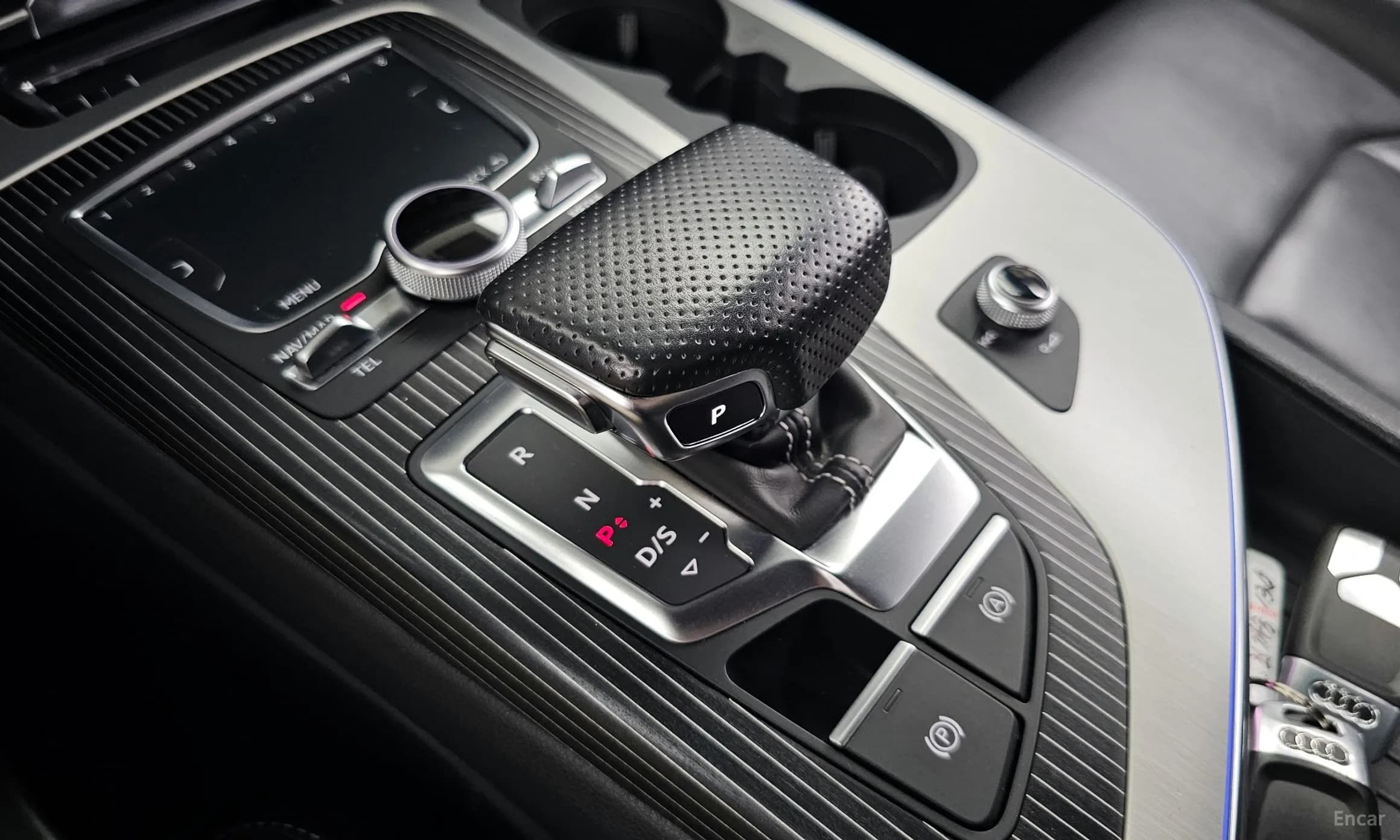 Q7 (4M)