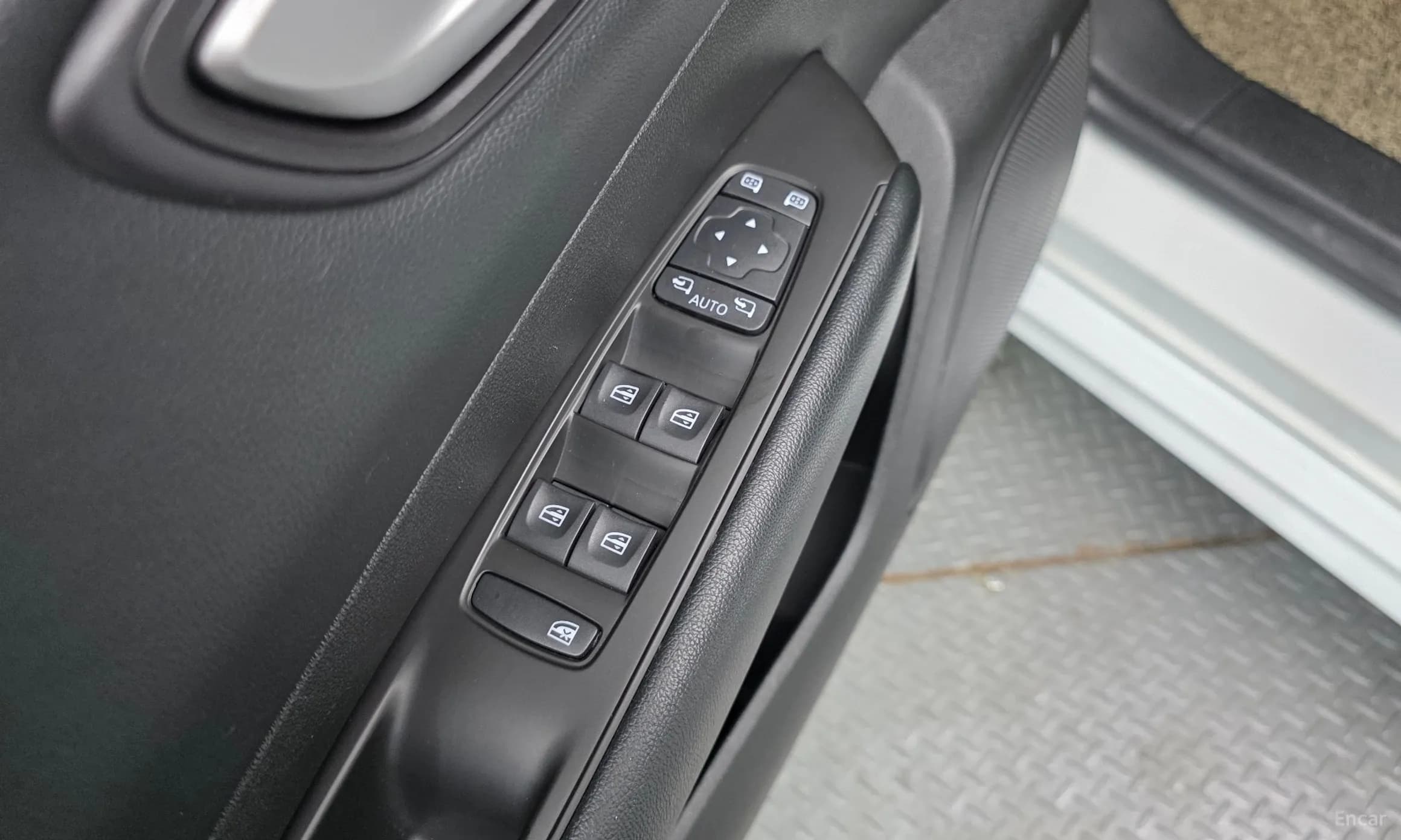 SM6