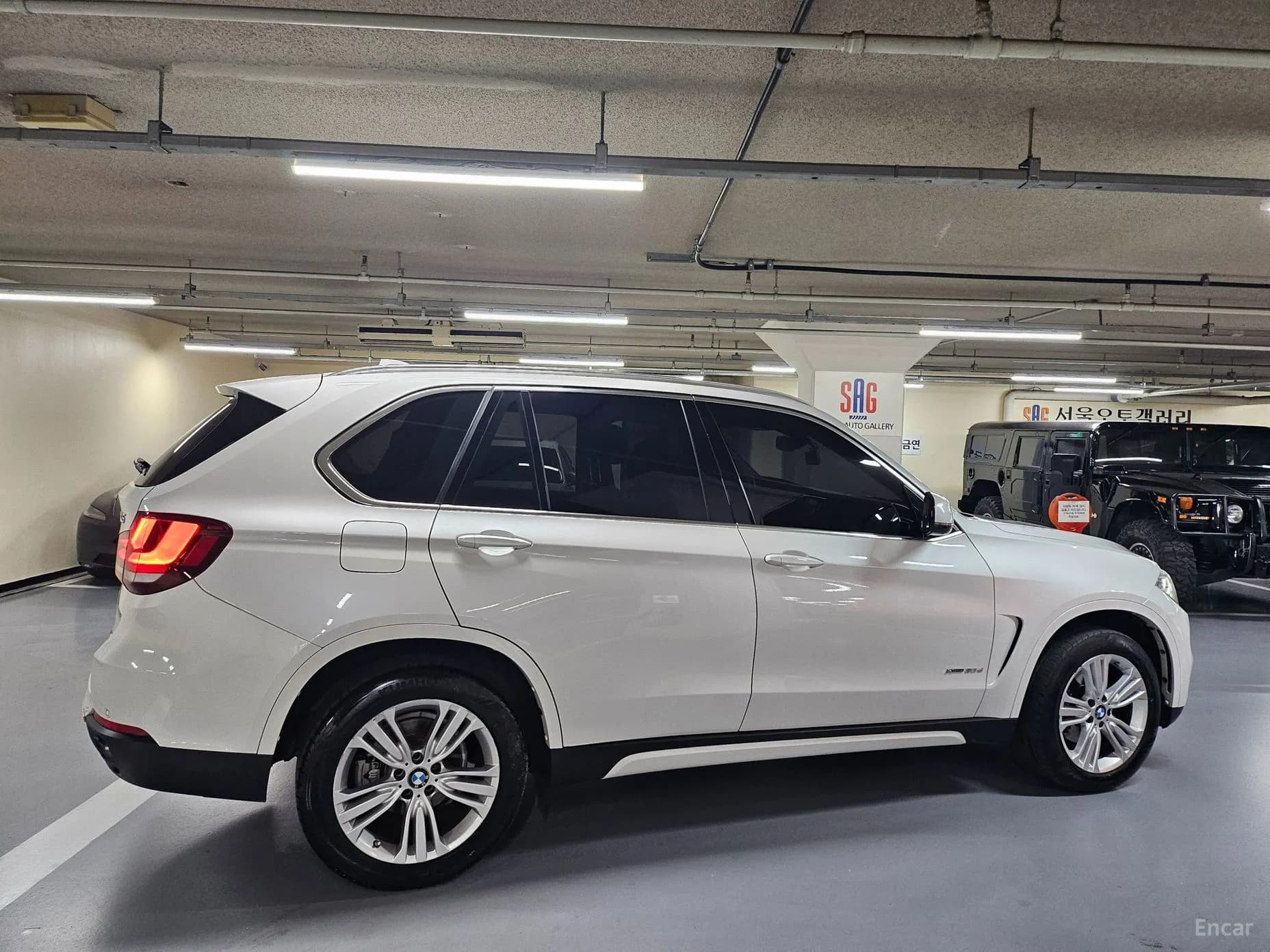 X5 (F15)