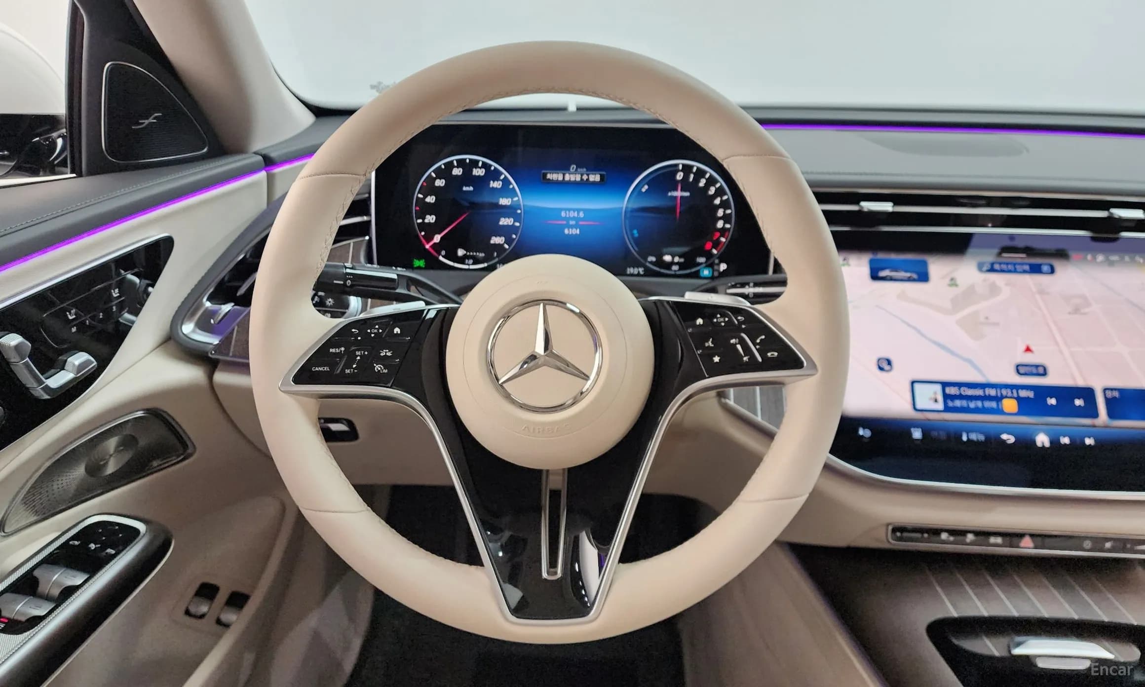 E-Class W214