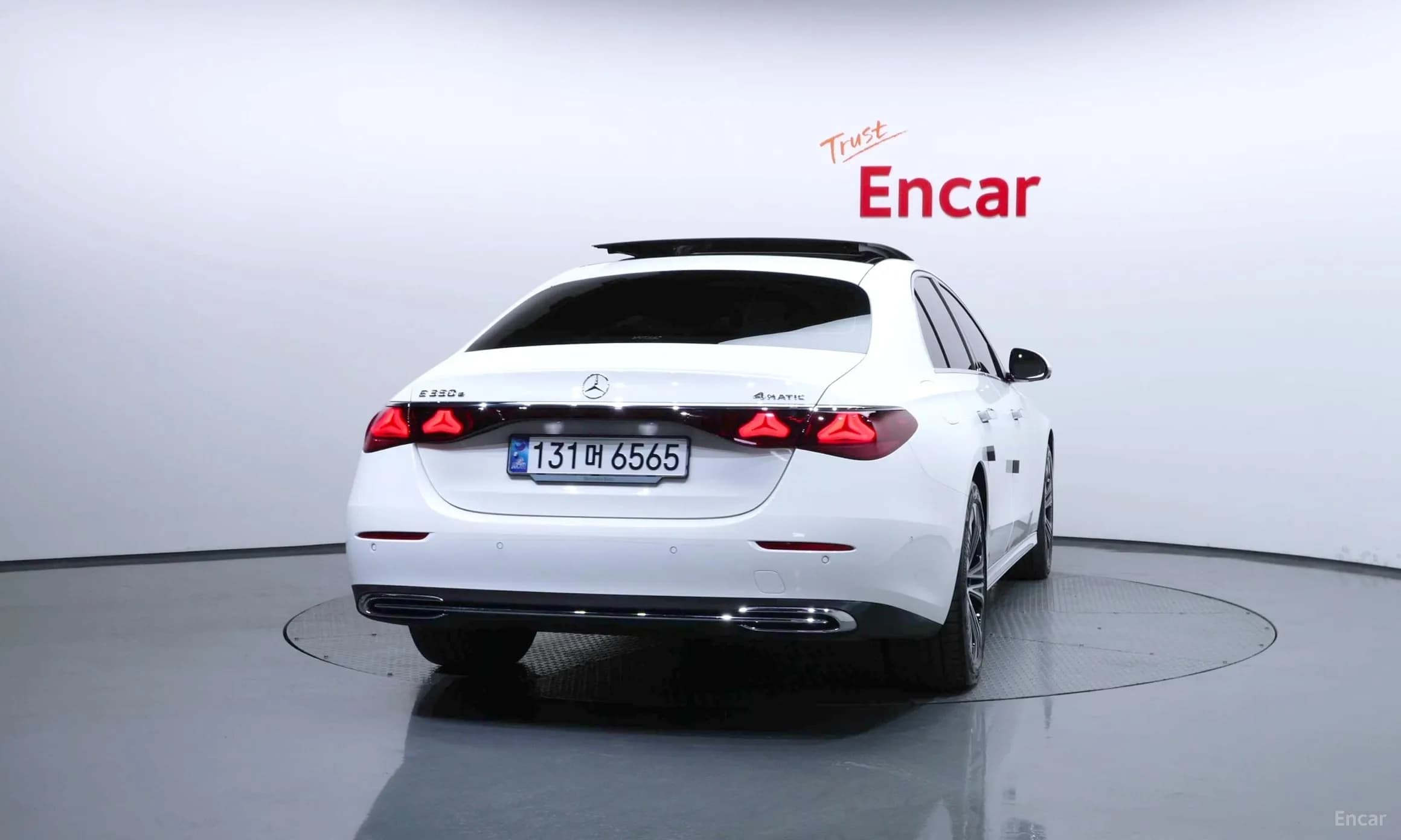 E-Class W214