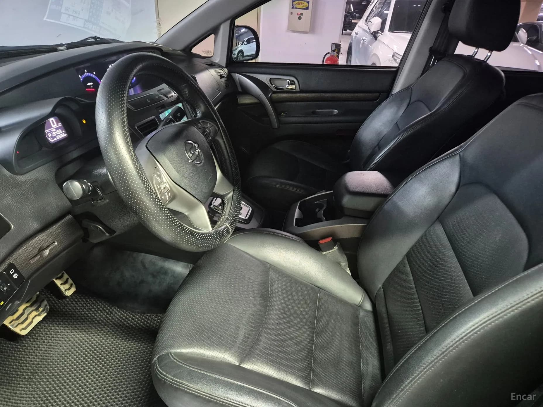 Korando Turismo