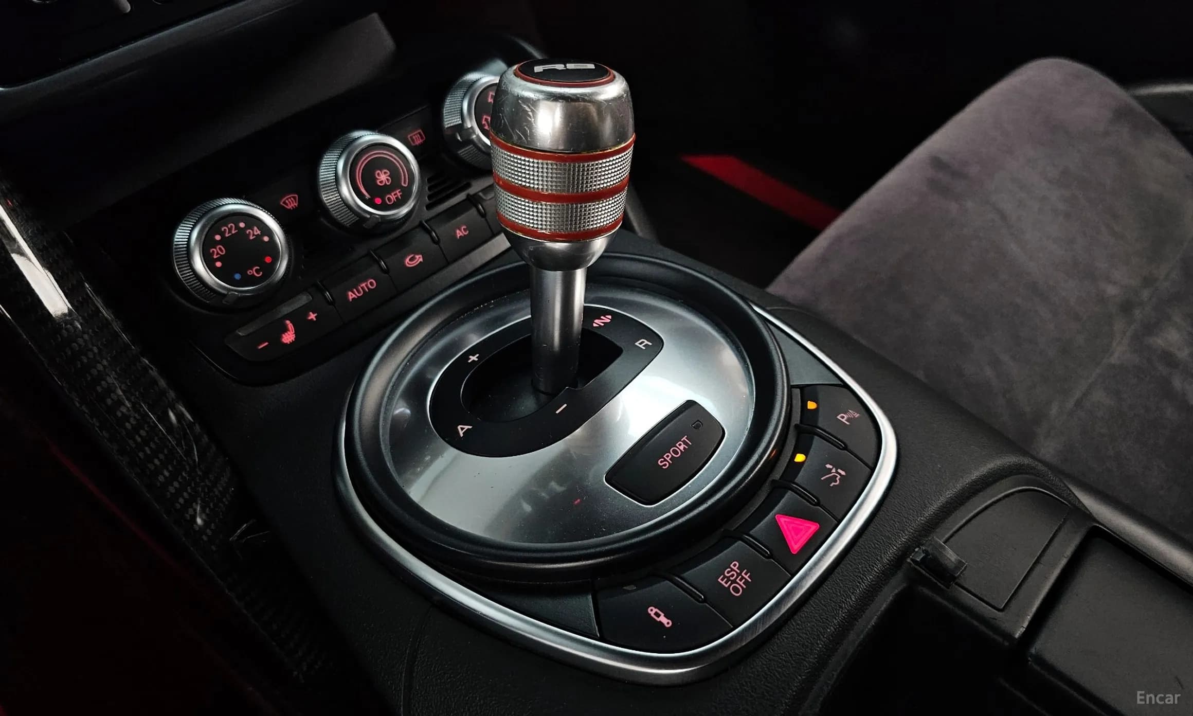 R8