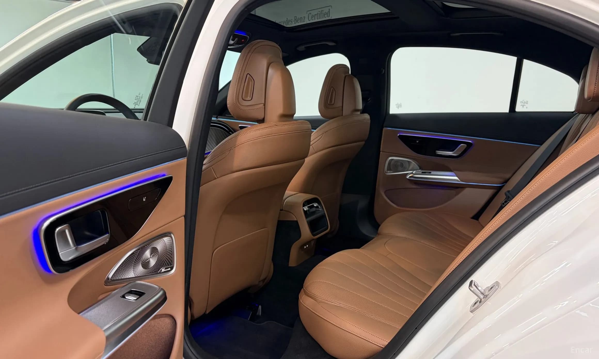 E-Class W214