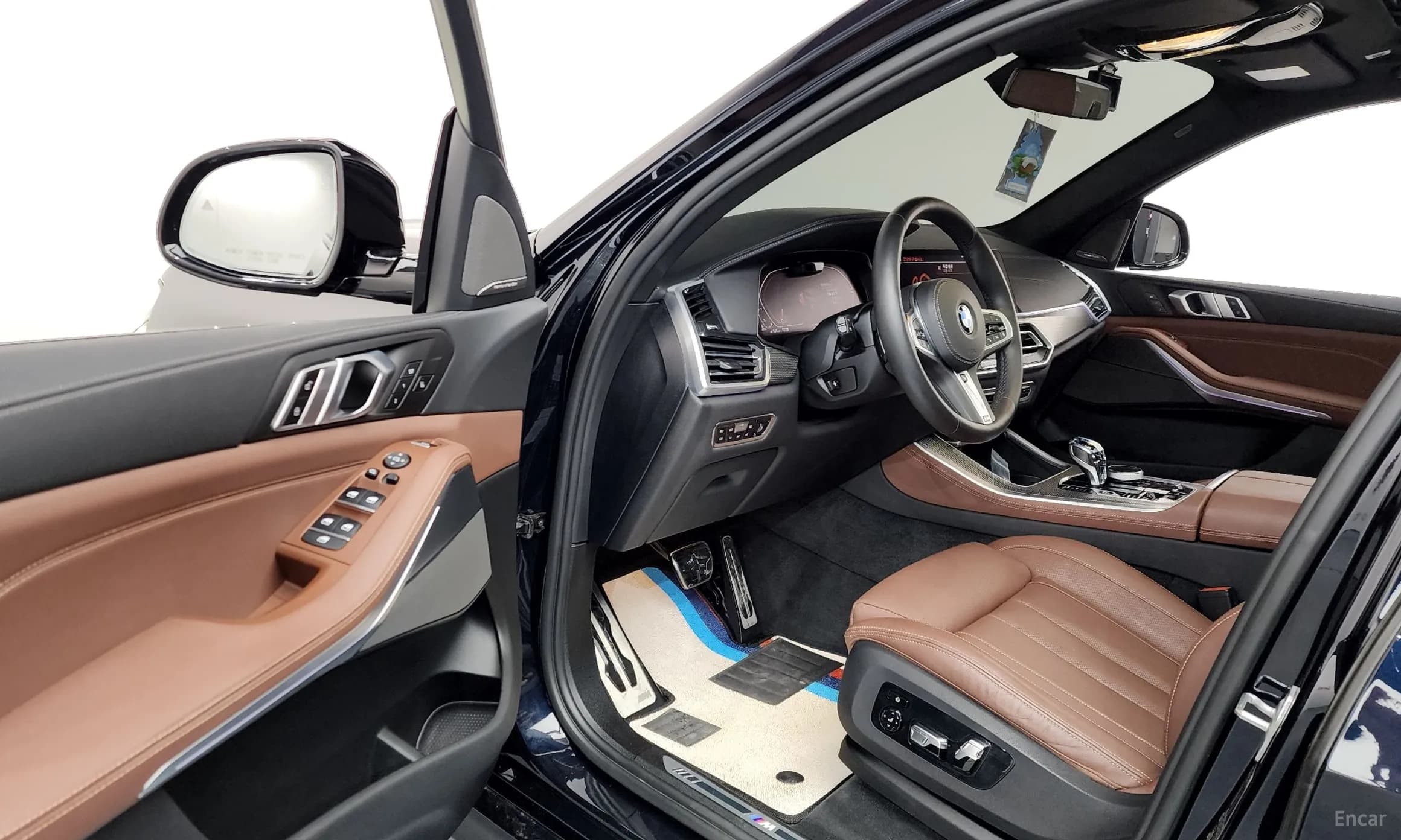 X5 (G05)