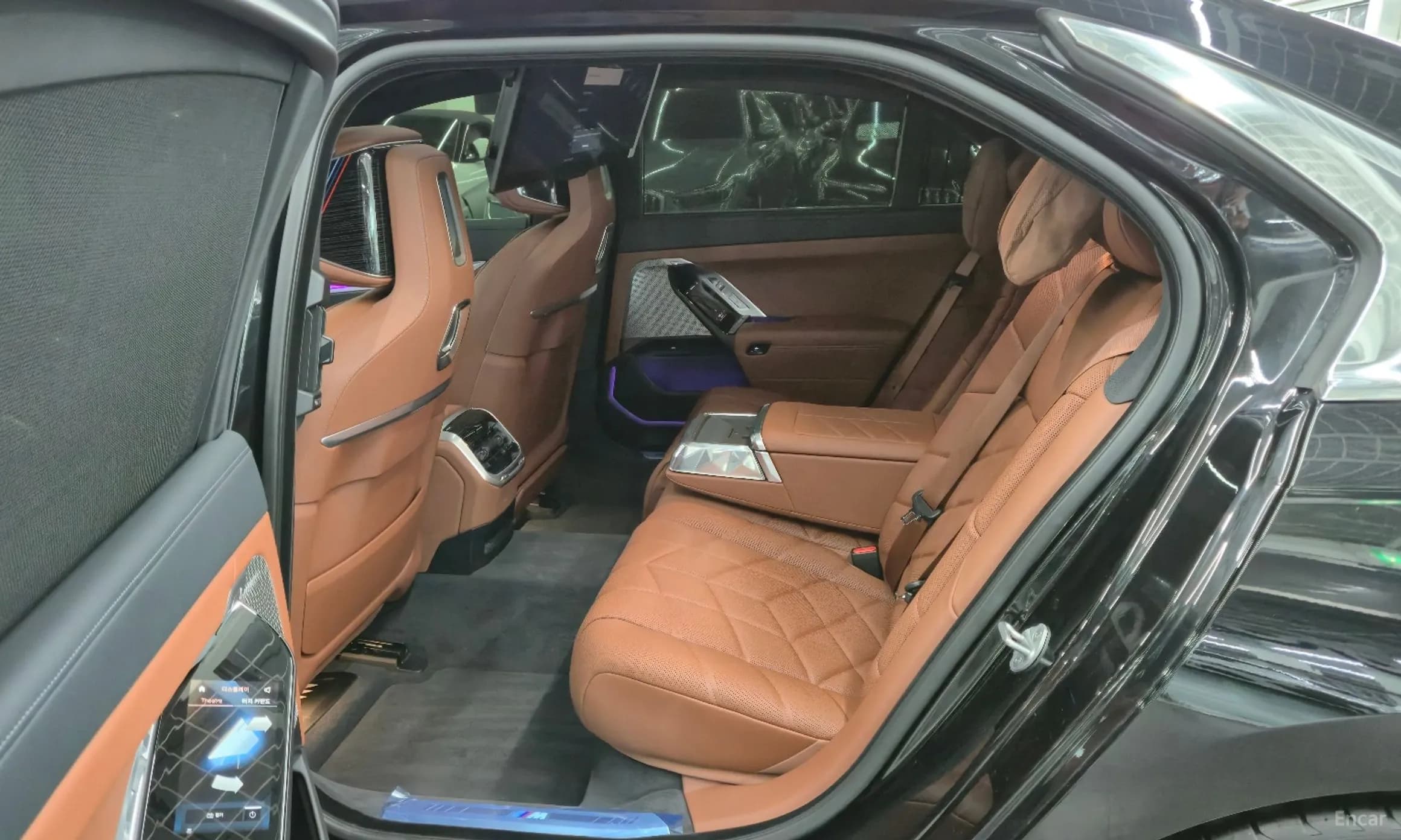 7 Series (G70)
