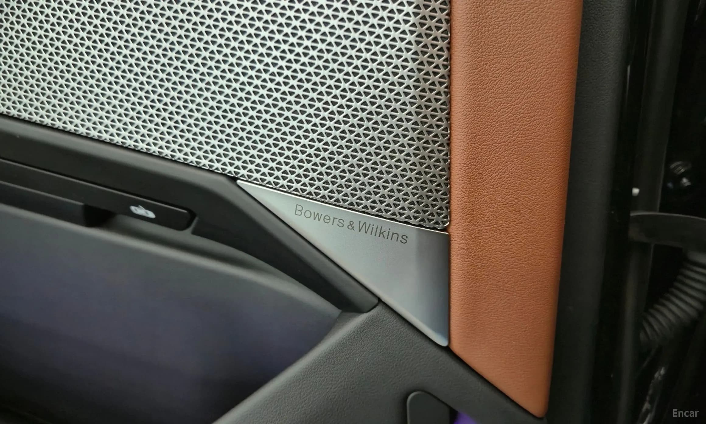 7 Series (G70)