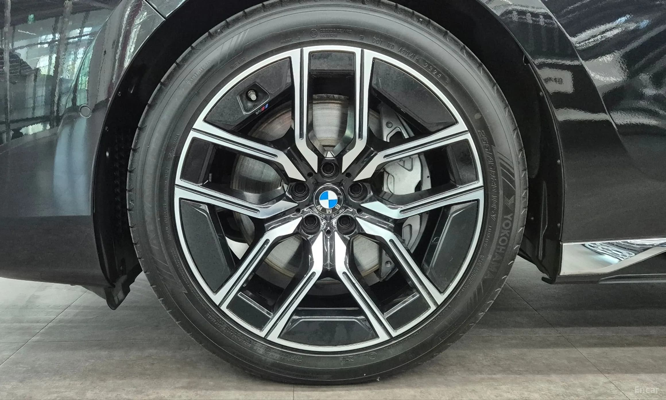 7 Series (G70)