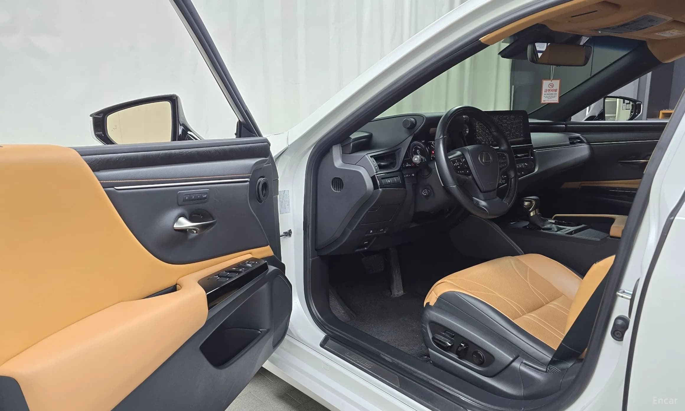 ES300h 7th Generation